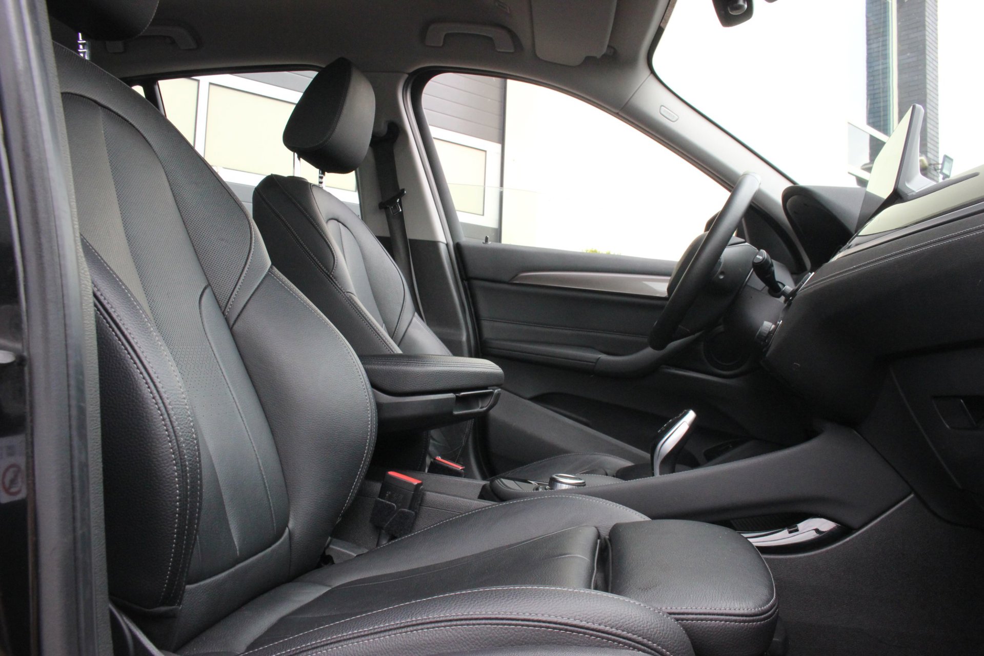 Foto van BMW X1 Sdrive18i