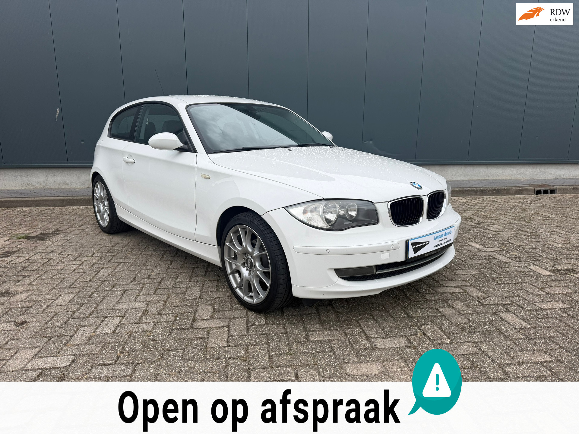 BMW 1er Reihe 116i 2008 - voorkant