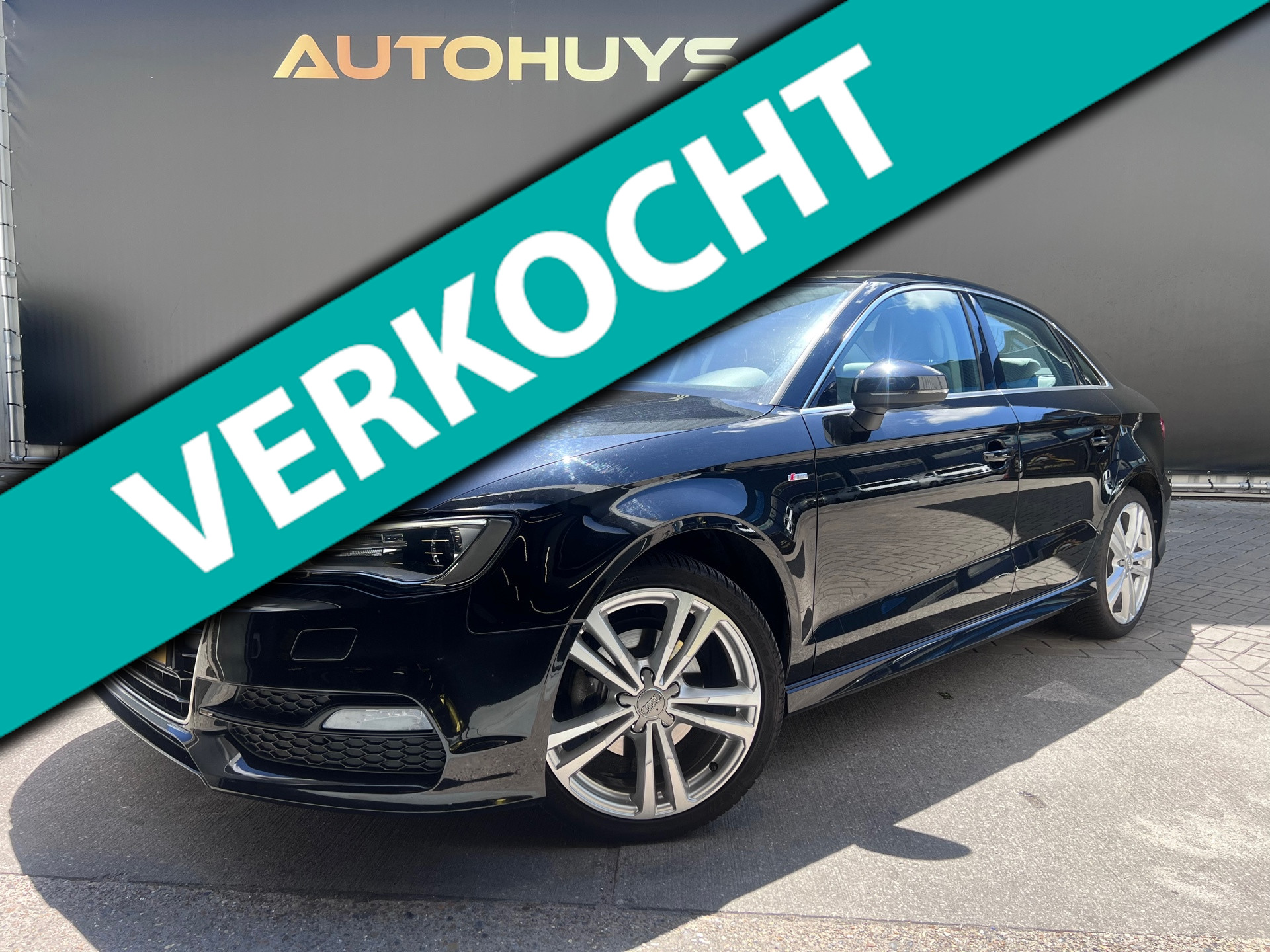 Audi A3 Limousine 1.4 TFSI CoD Adrenalin - S Line Trekhaak Cruise Control 2016 - voorkant