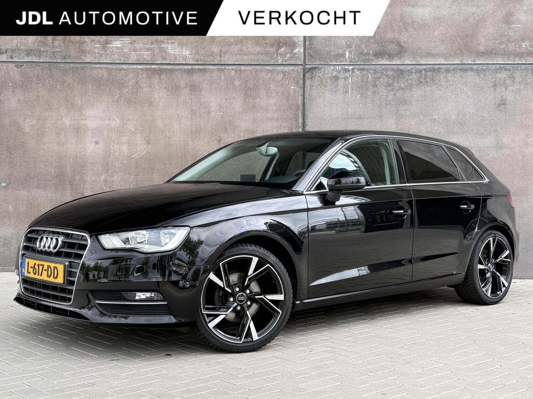 Audi A3 Sportback 1.4 TFSI CoD Ambition Pro Line plus | APK 04-2027 | Navigatie | Climate control | Sport stoelen | 2014 - voorkant