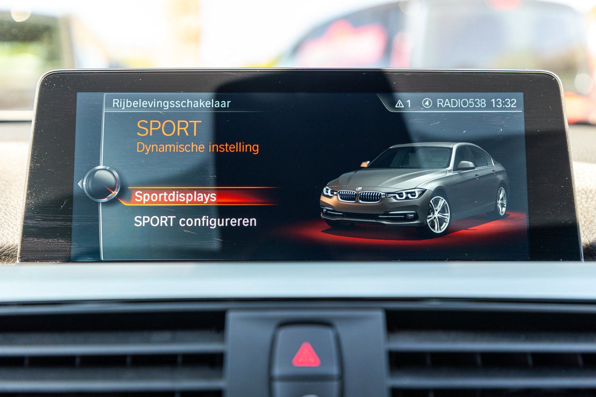 Foto van BMW 330e Iperformance