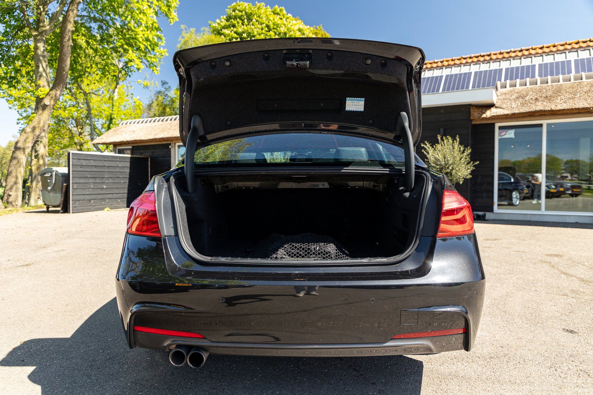 Foto van BMW 330e Iperformance