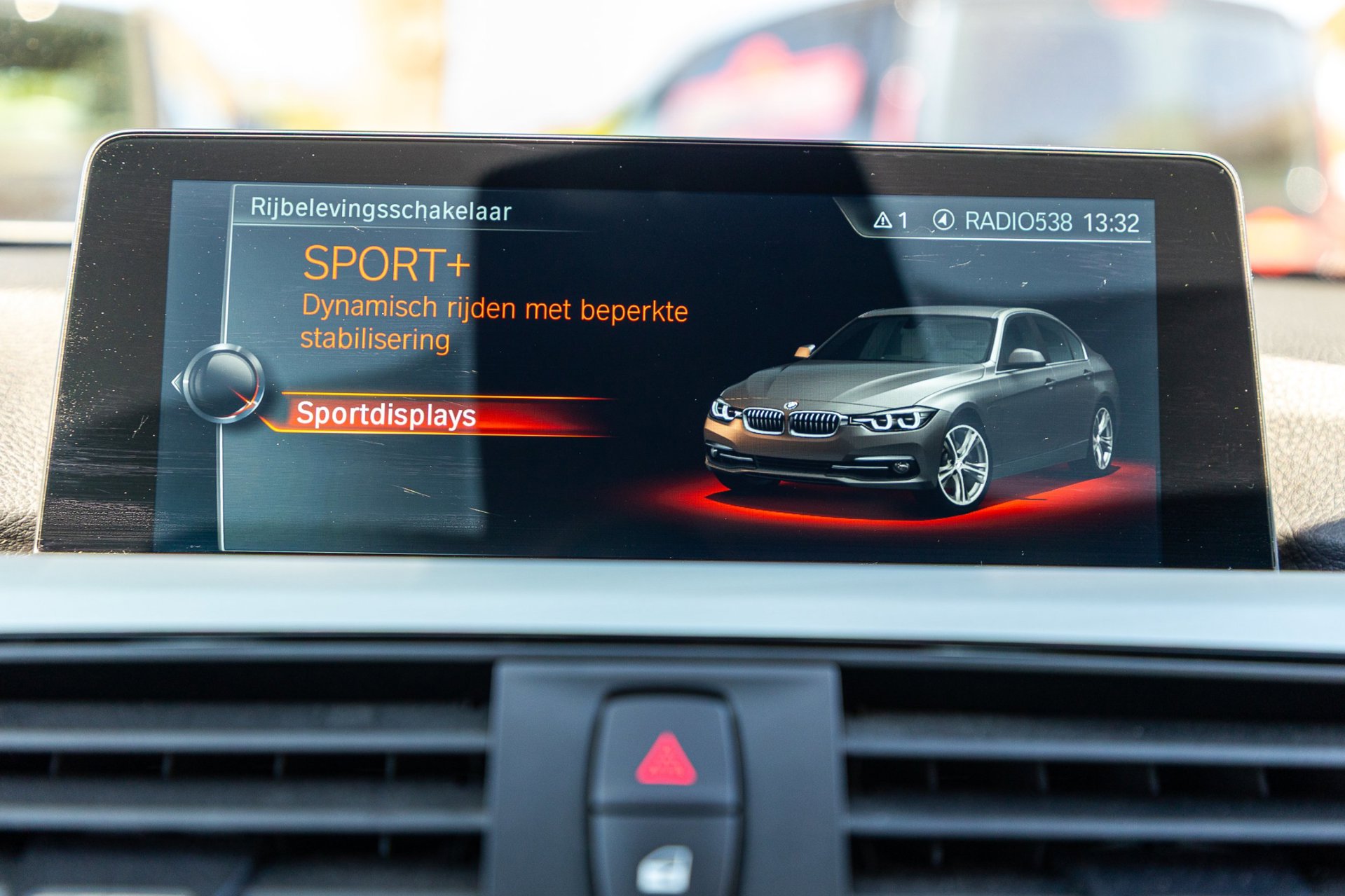 Foto van BMW 330e Iperformance