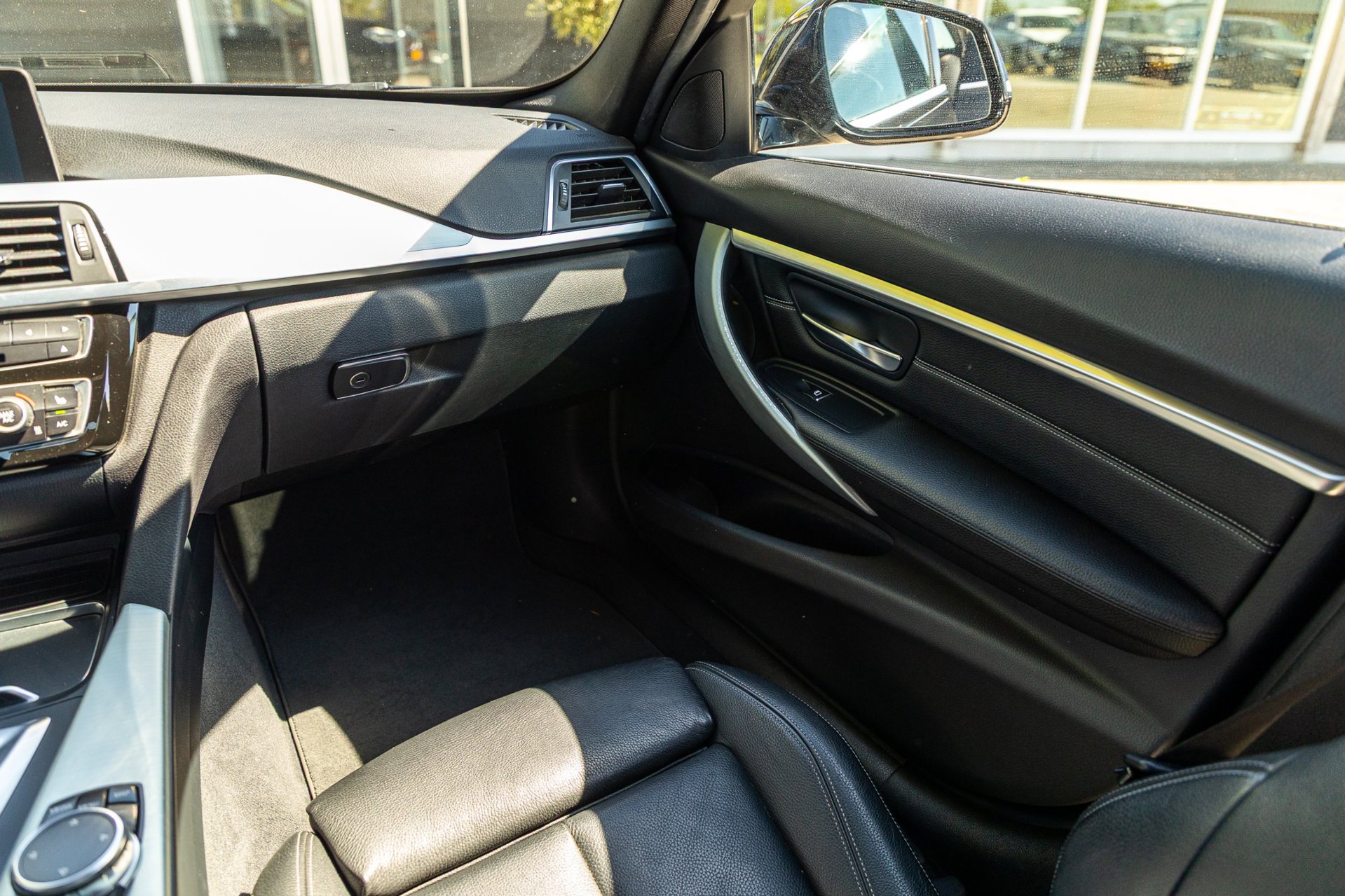 Foto van BMW 330e Iperformance