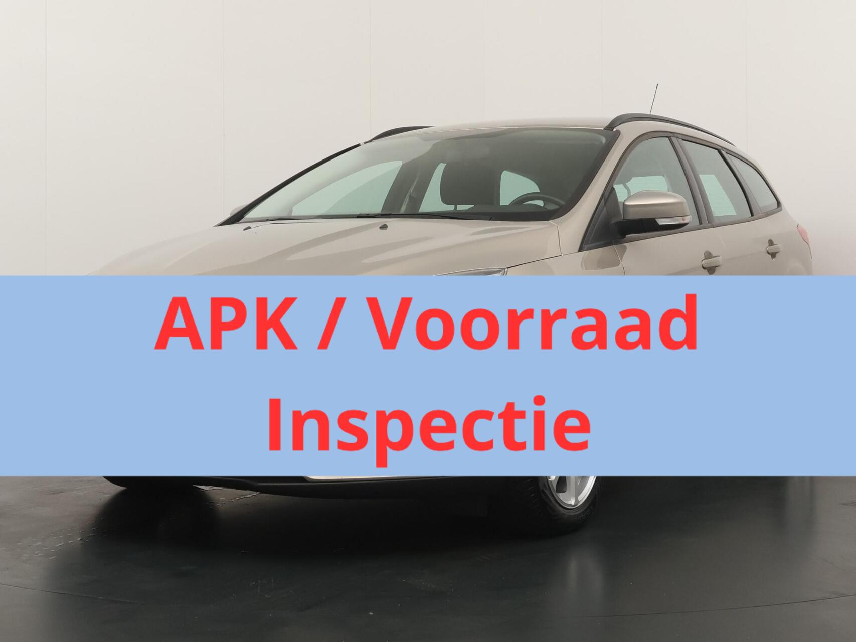 Ford Focus 1.0 Trend - Navigatie - Airconditioning - Trekhaak 2017 - voorkant