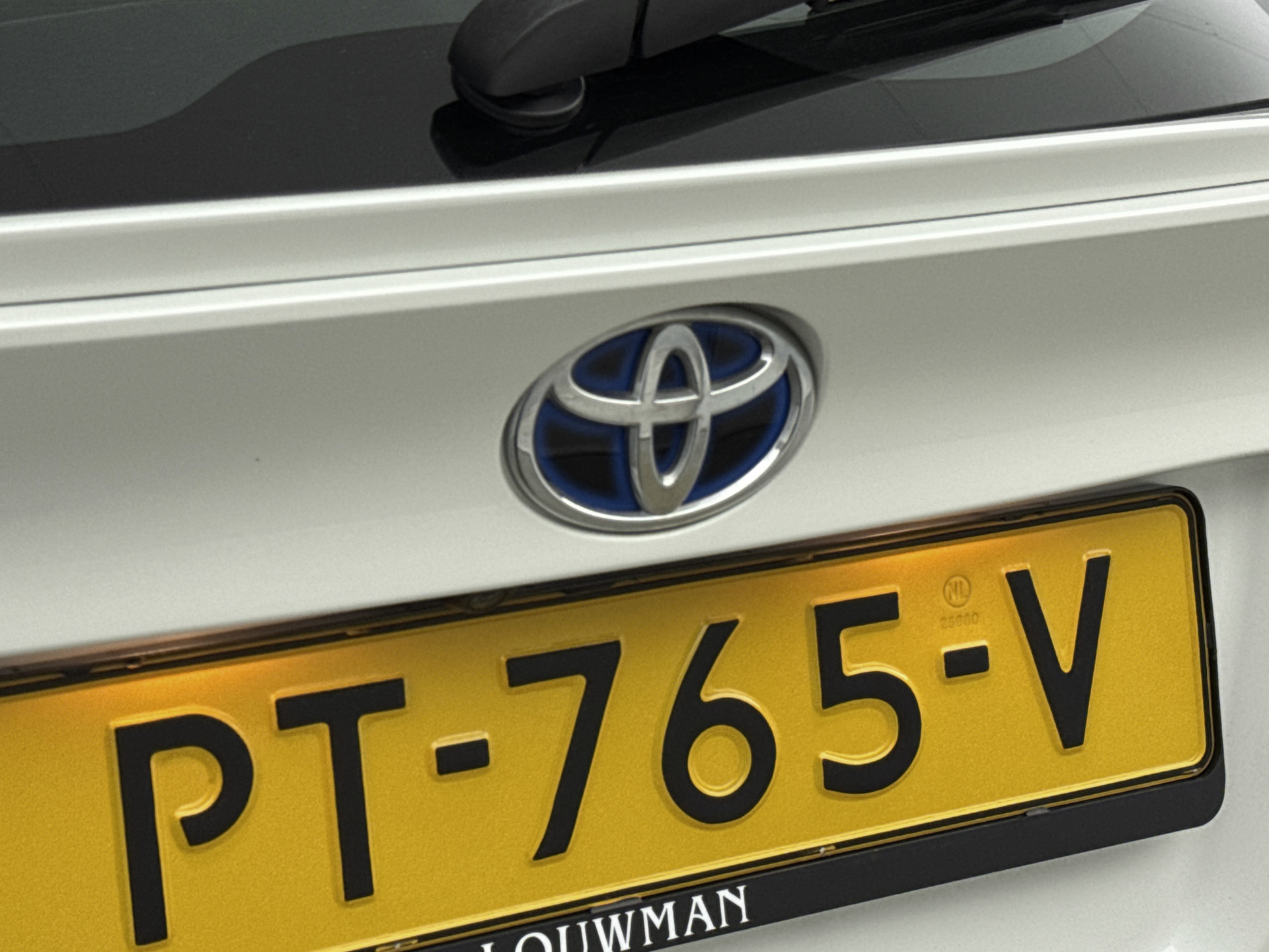 Foto van Toyota Toyota C-hr