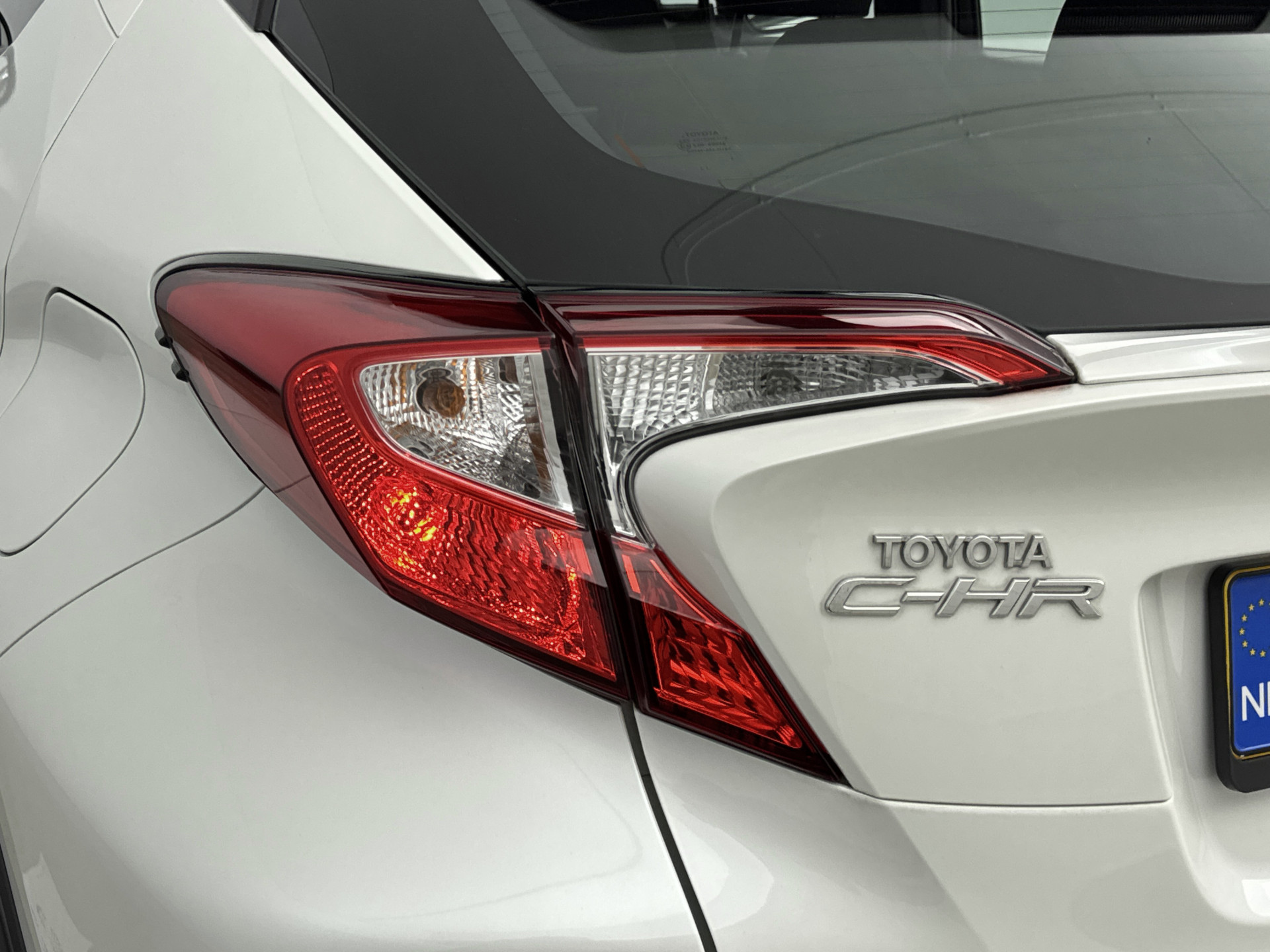 Foto van Toyota Toyota C-hr