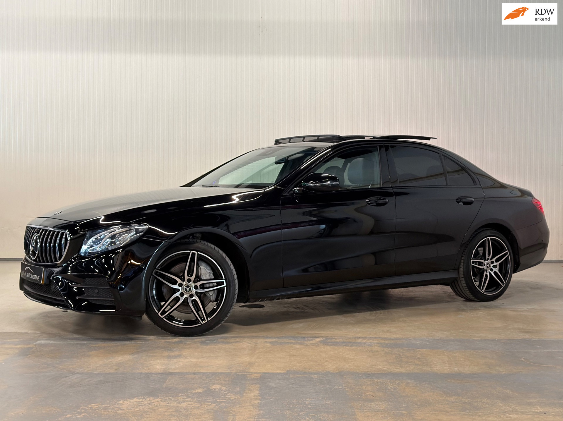 Mercedes-Benz E-klasse 350 e Business Solution AMG Plus Upgrade Edition 2018 - voorkant