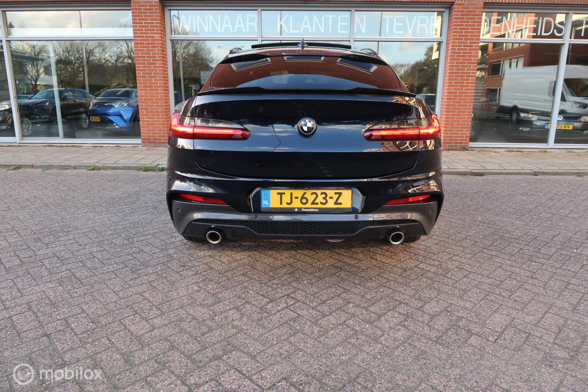 Foto van BMW X4 Xdrive30i