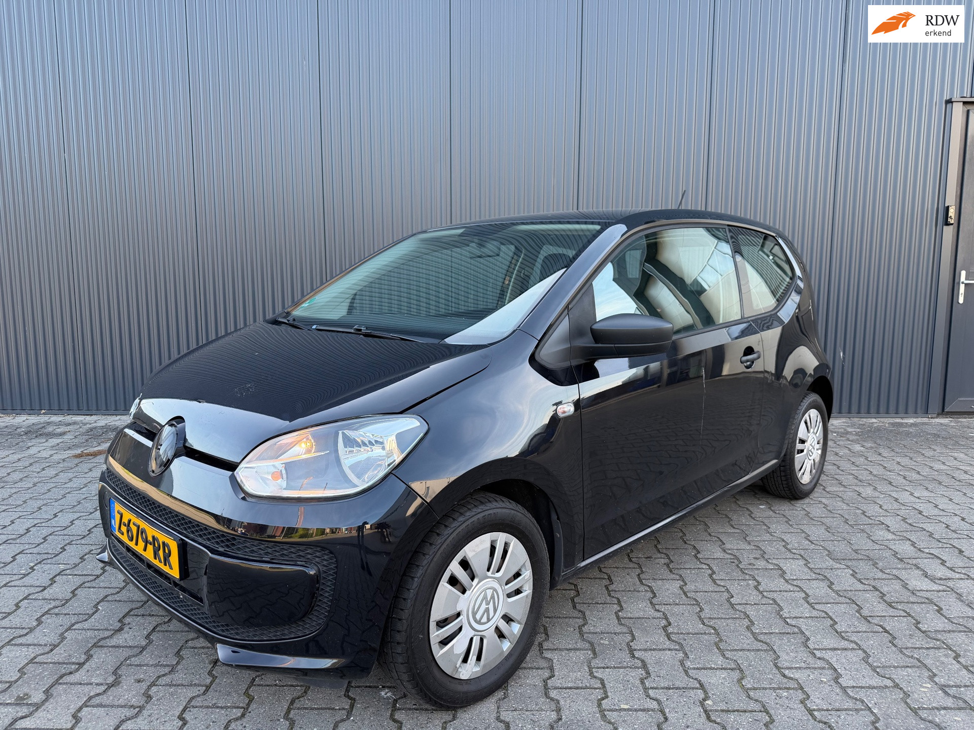 Volkswagen Up 1.0 move up! BlueMotion |SCHADE|AIRCO| 2011 - voorkant