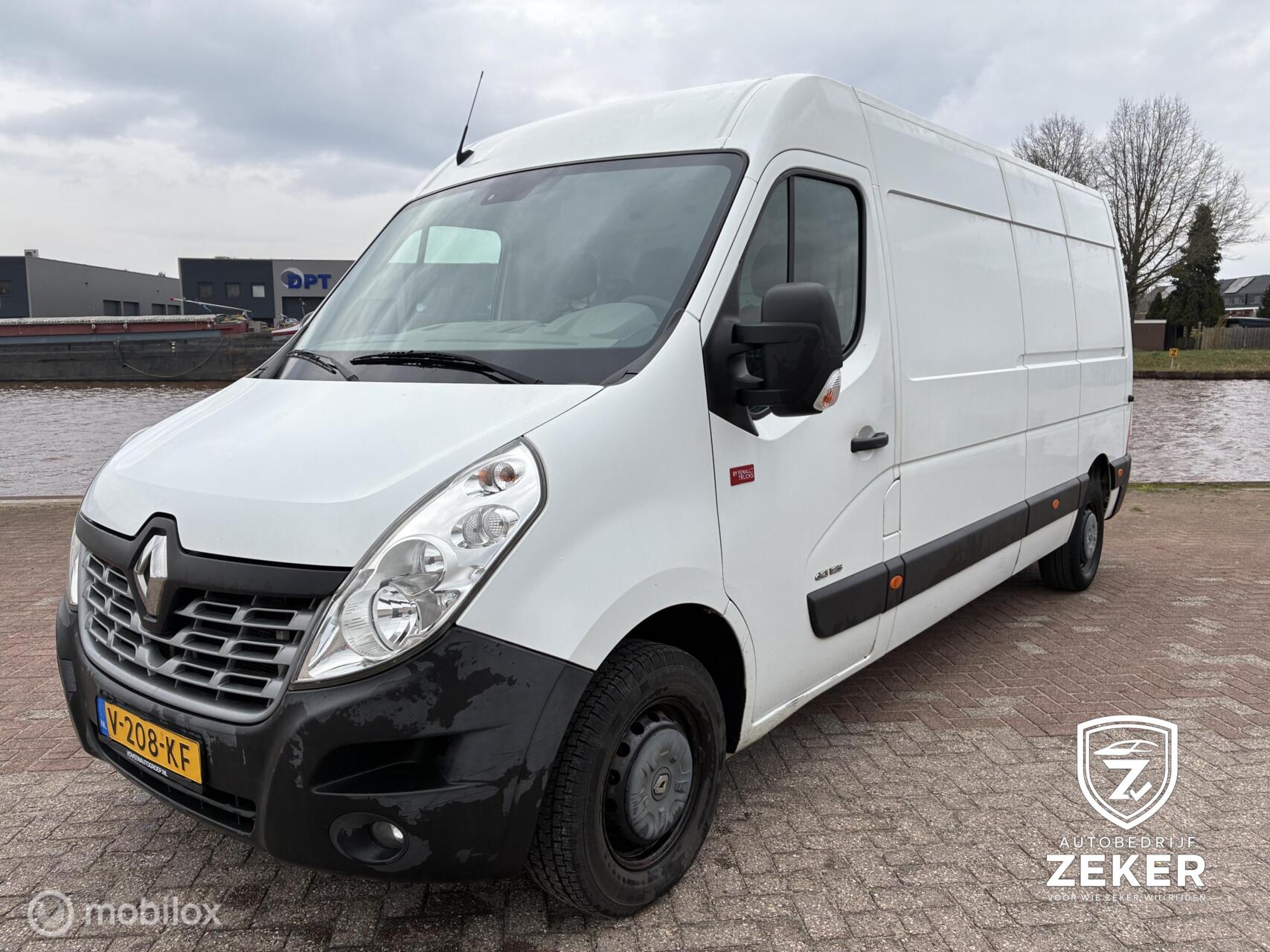 Foto van RENAULT MASTER