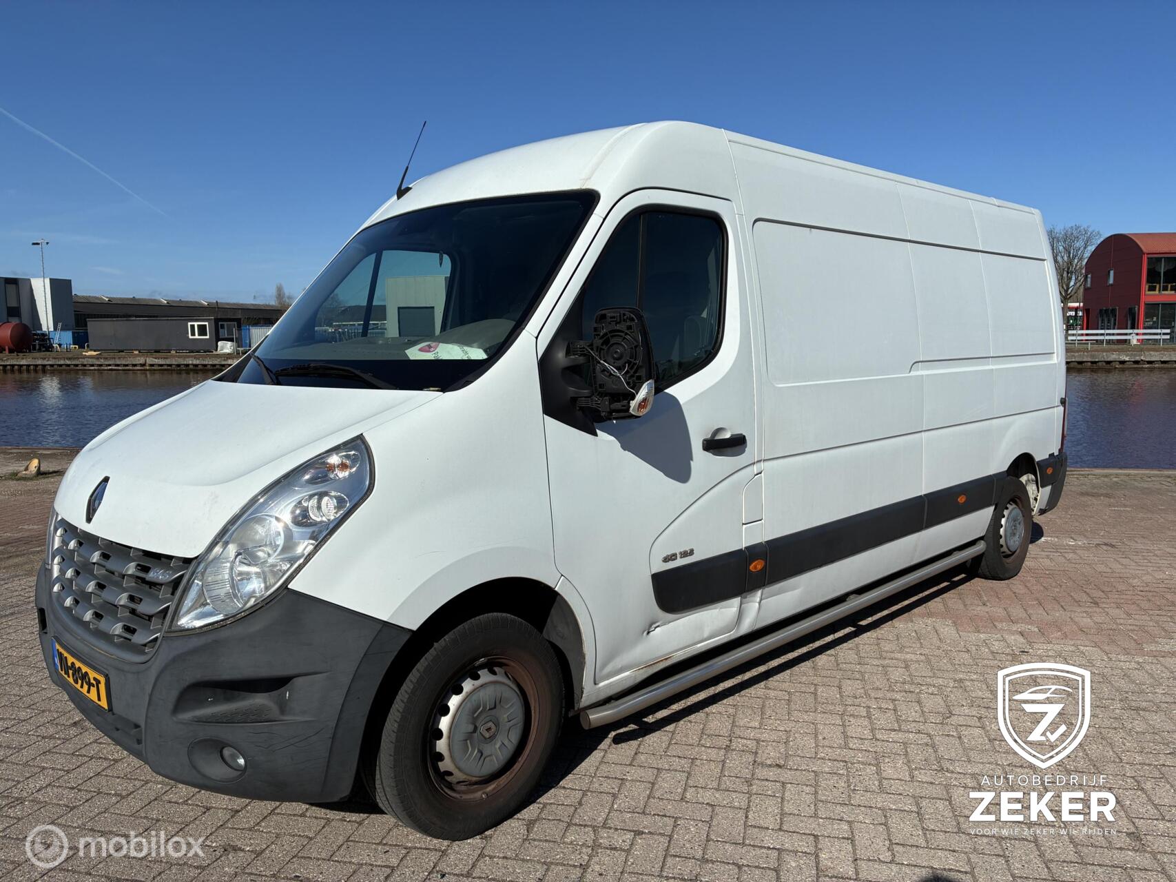 Renault Master T35 2.3 dCi L3H2 Eco AIRCO/NAVI/CRUISE 2013 - voorkant