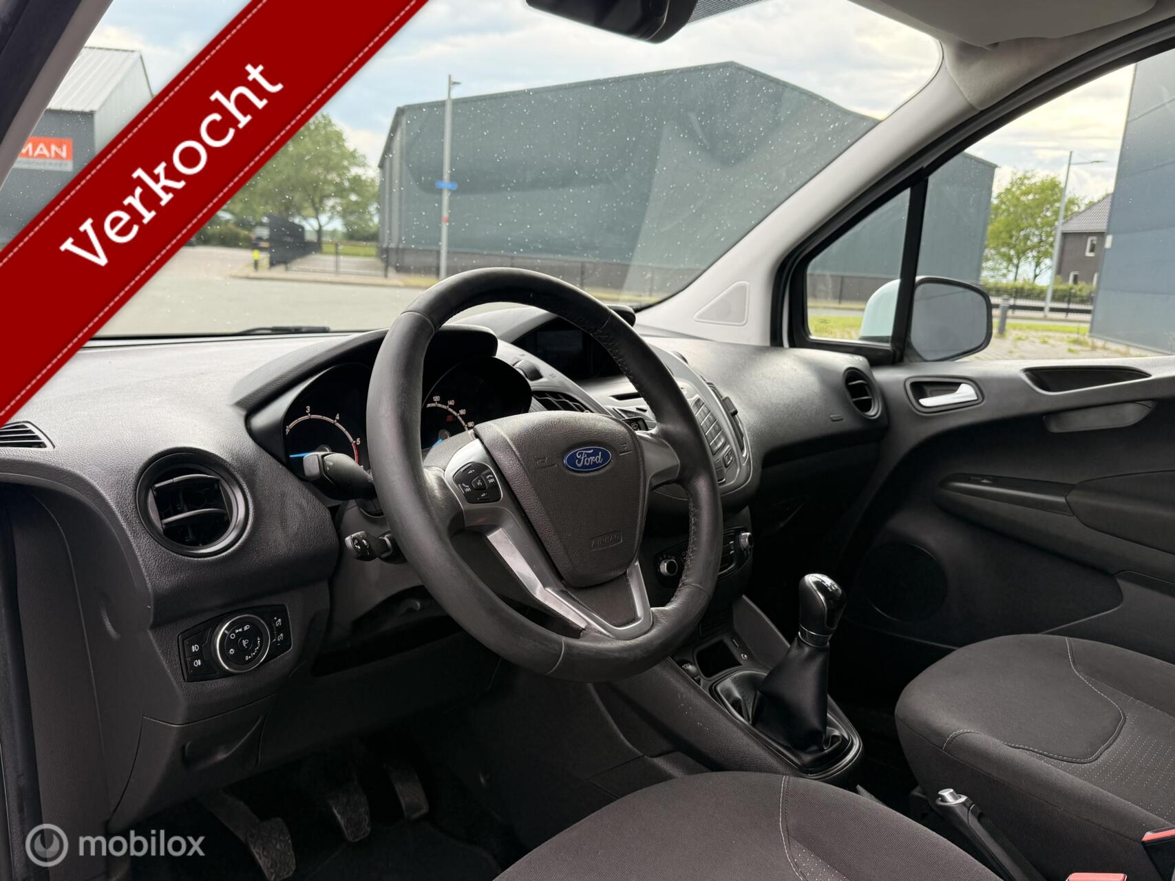 Foto van Ford Transit Courier