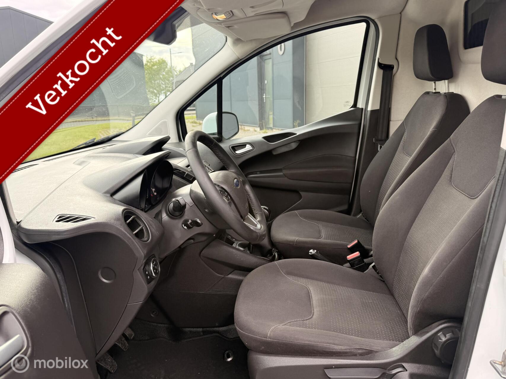 Foto van Ford Transit Courier