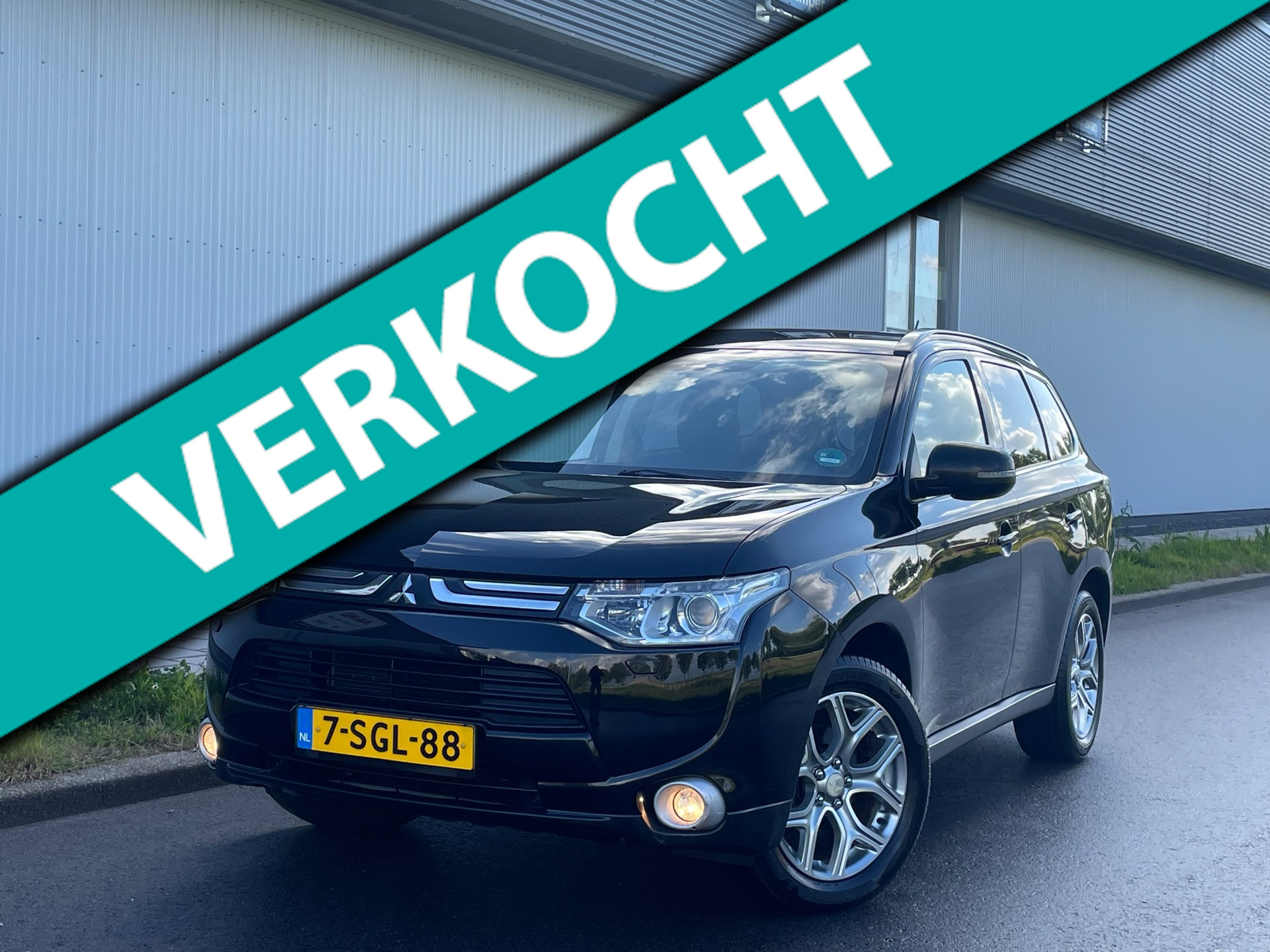 Foto van MITSUBISHI MITSUBISHI OUTLANDER