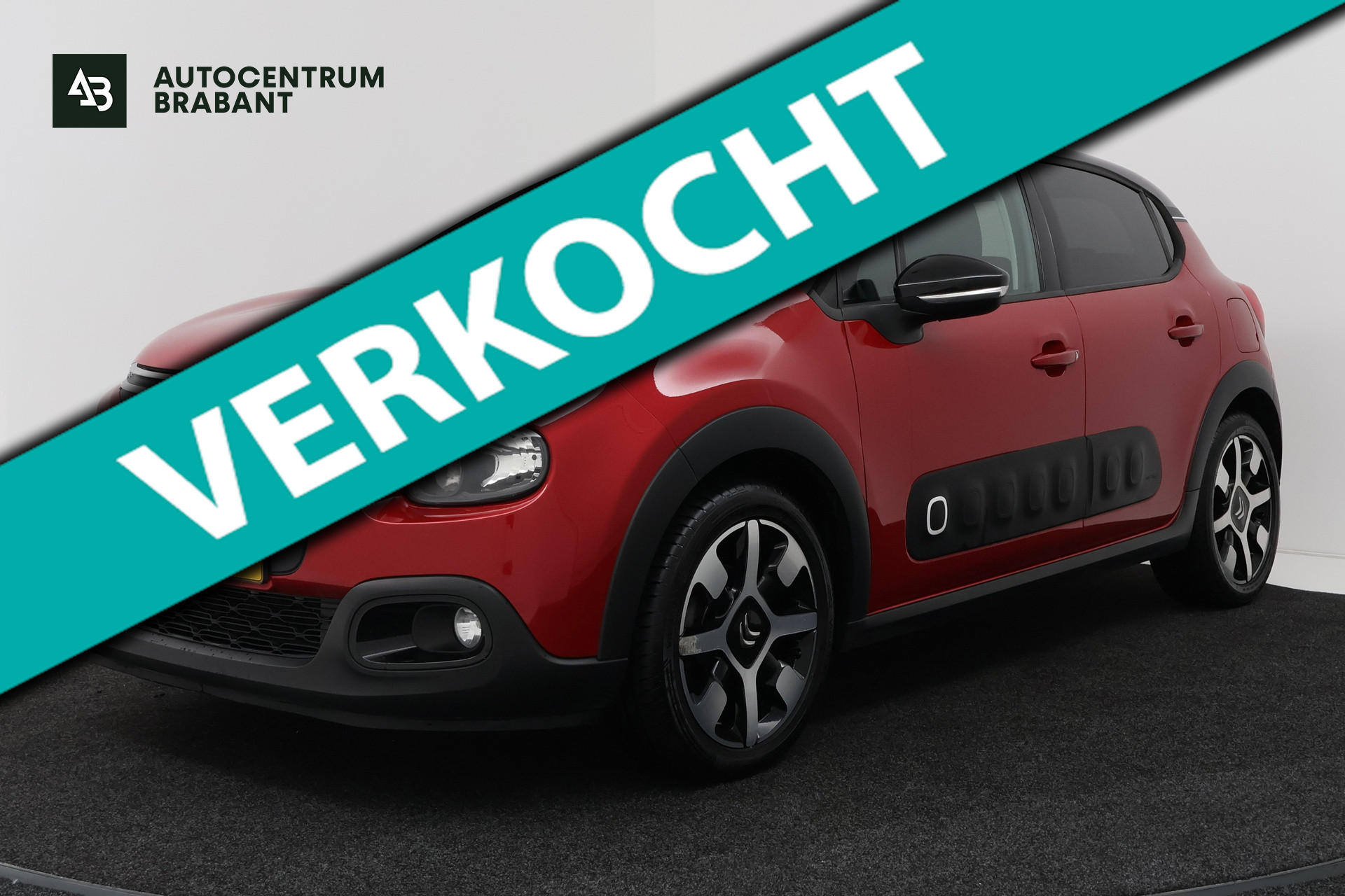Citroen C3 1.2 PureTech S&S Shine Automaat (CAMERA, TREKHAAK, CARPLAY, GOED ONDERHOUD) 2017 - voorkant