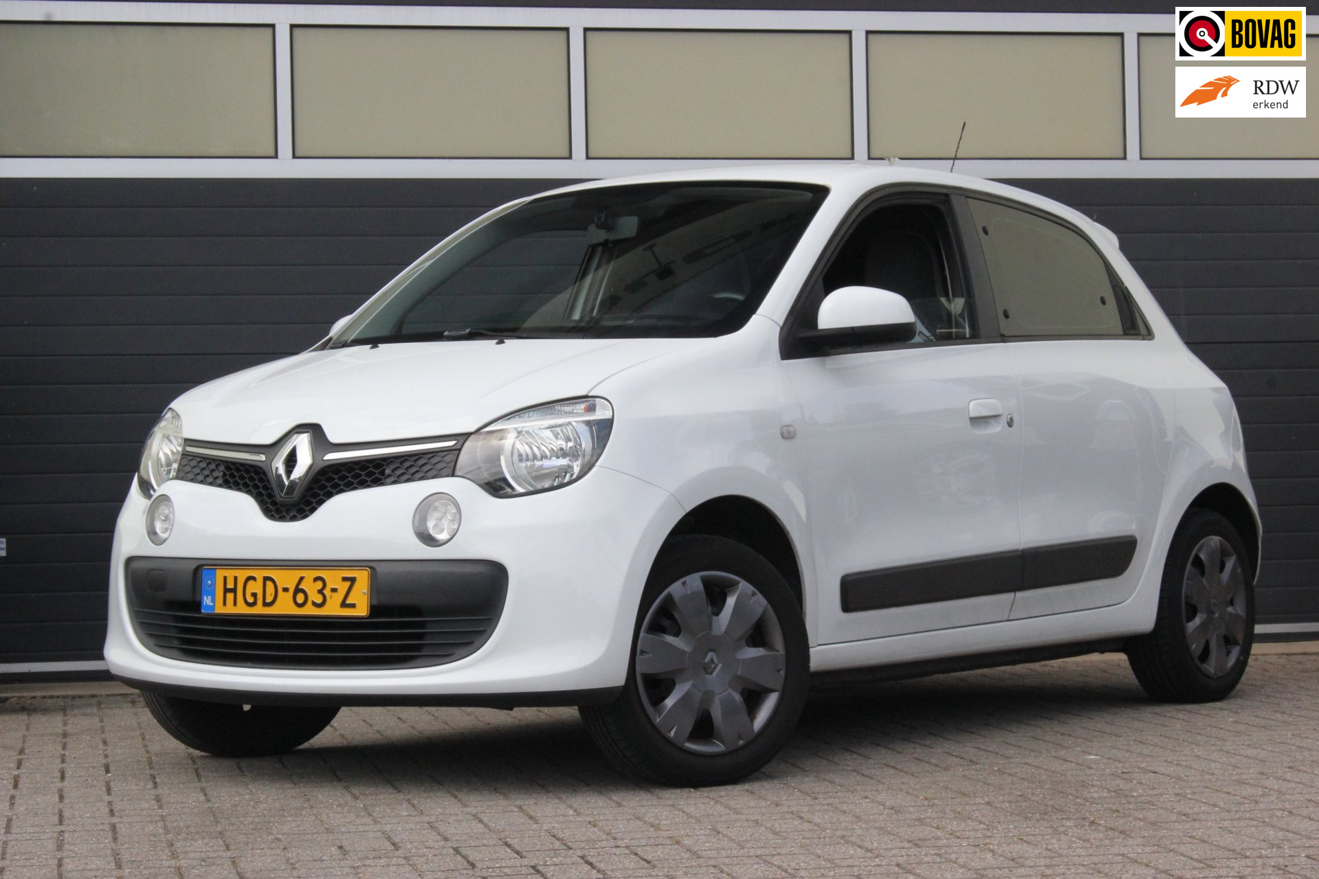 Renault Twingo 1.0 SCe Collection Carplay Pdc 2016 - voorkant