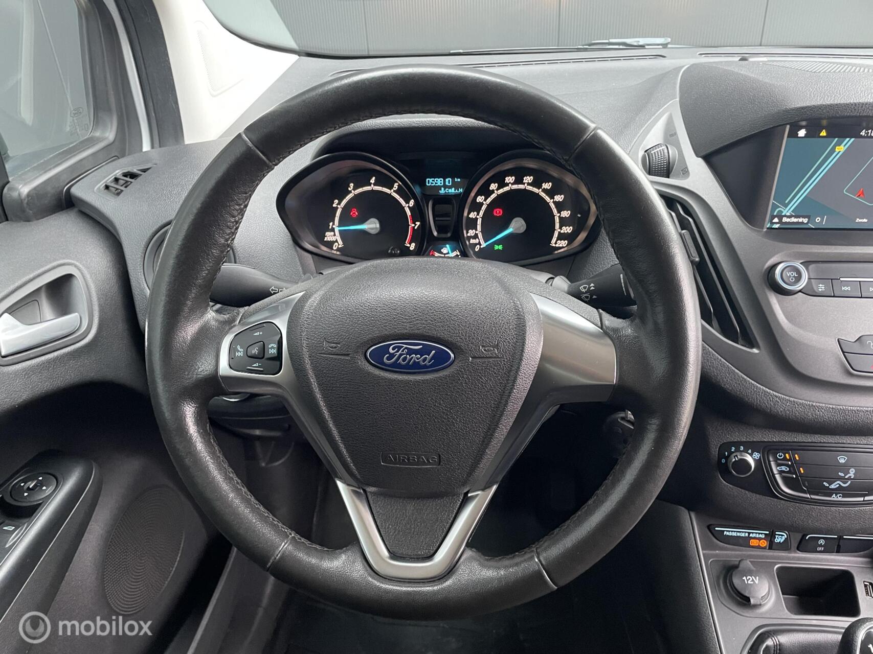 Foto van Ford Transit Courier