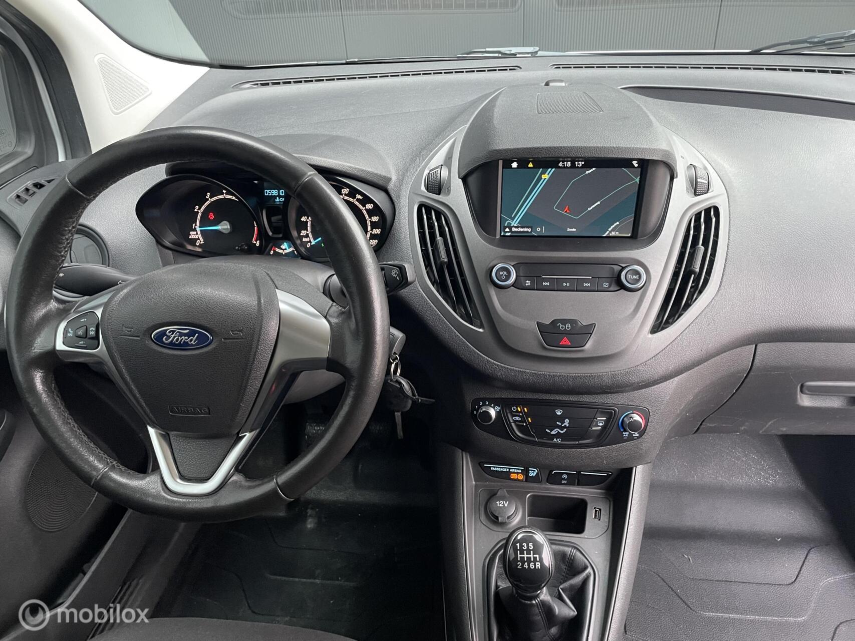 Foto van Ford Transit Courier