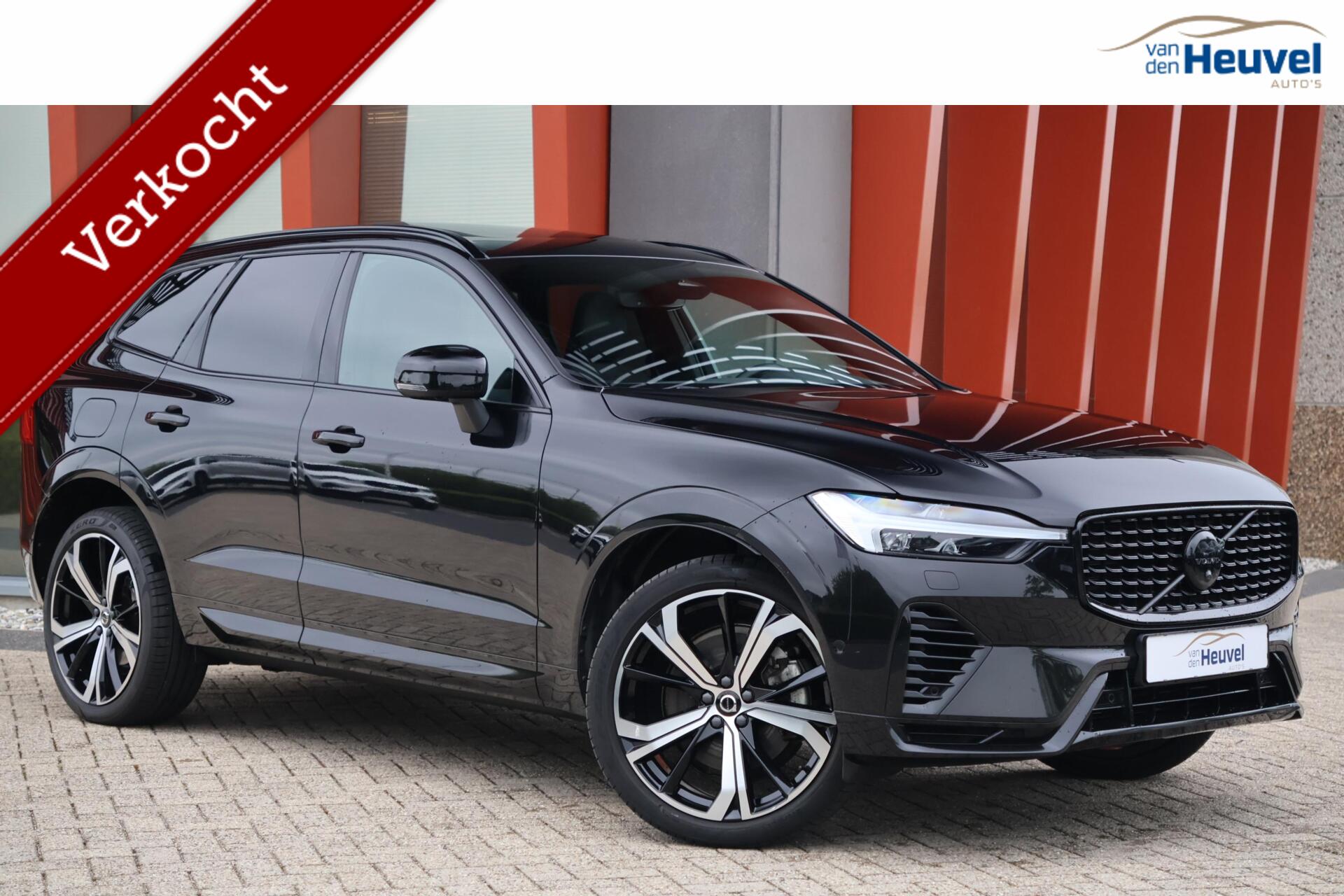 Volvo Xc60 T6 Recharge AWD Plus Dark 2022 - voorkant