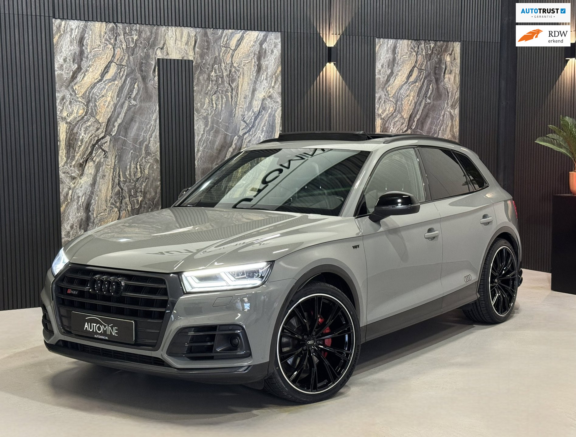 Foto van AUDI SQ5