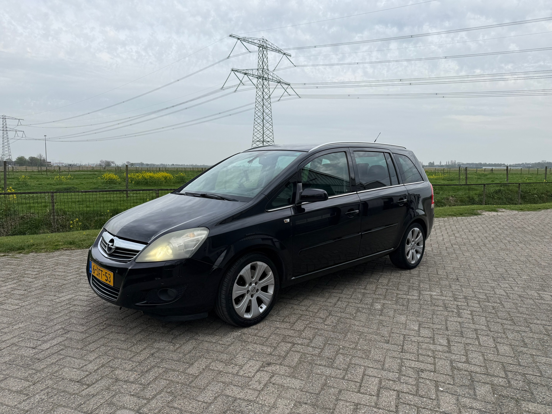 Foto van Opel Zafira