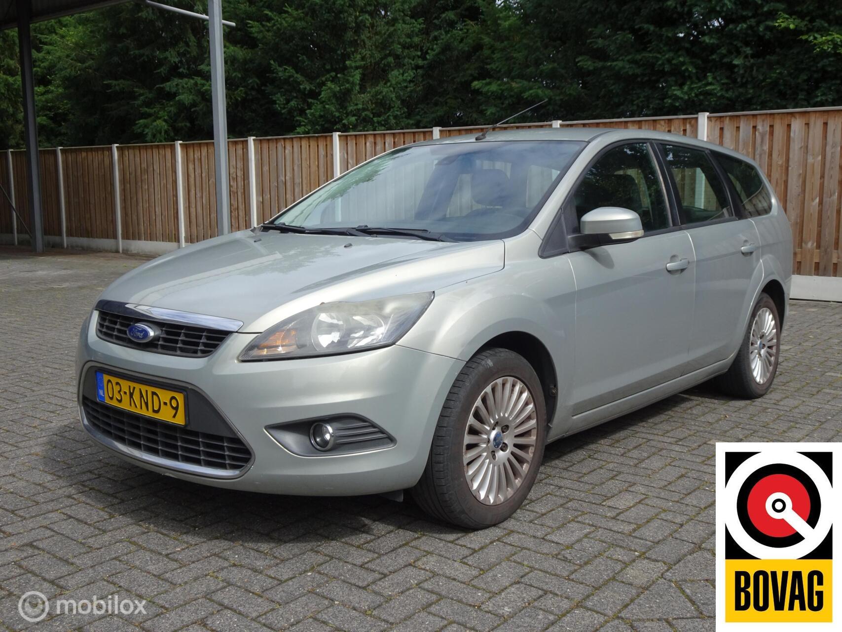 Ford Focus 1.8 Trend Flexi Fuel 2010 - voorkant