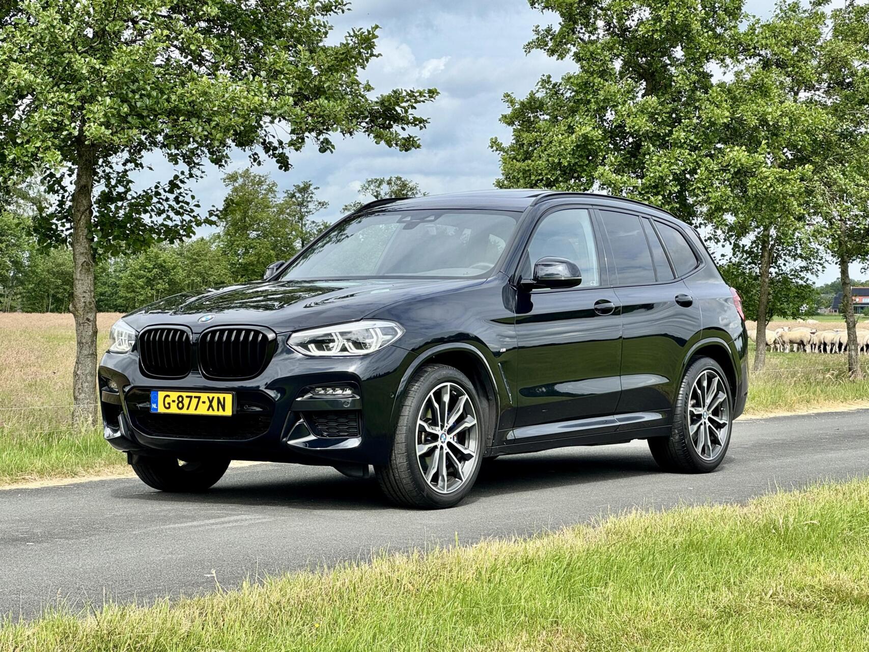 Foto van BMW X3 Xdrive20i