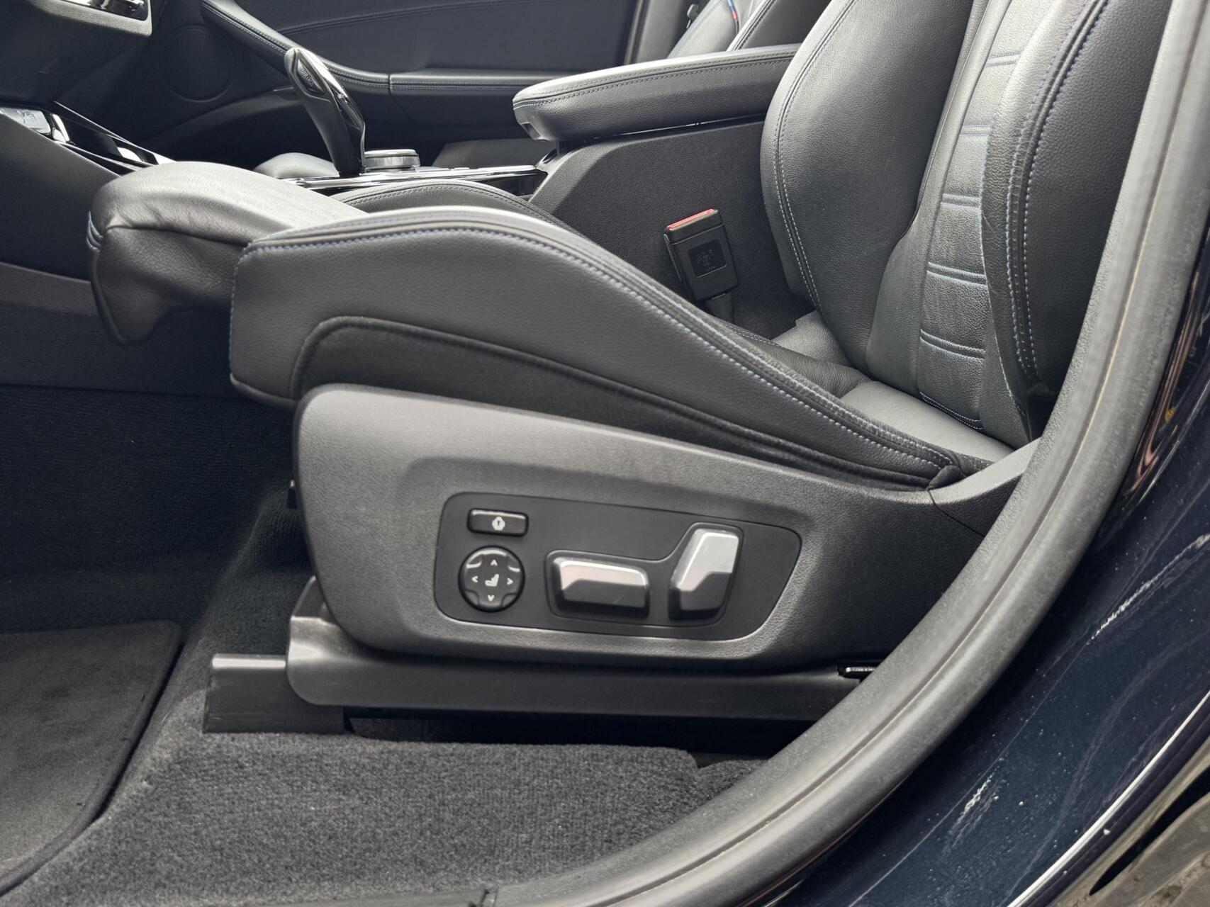 Foto van BMW X3 Xdrive20i