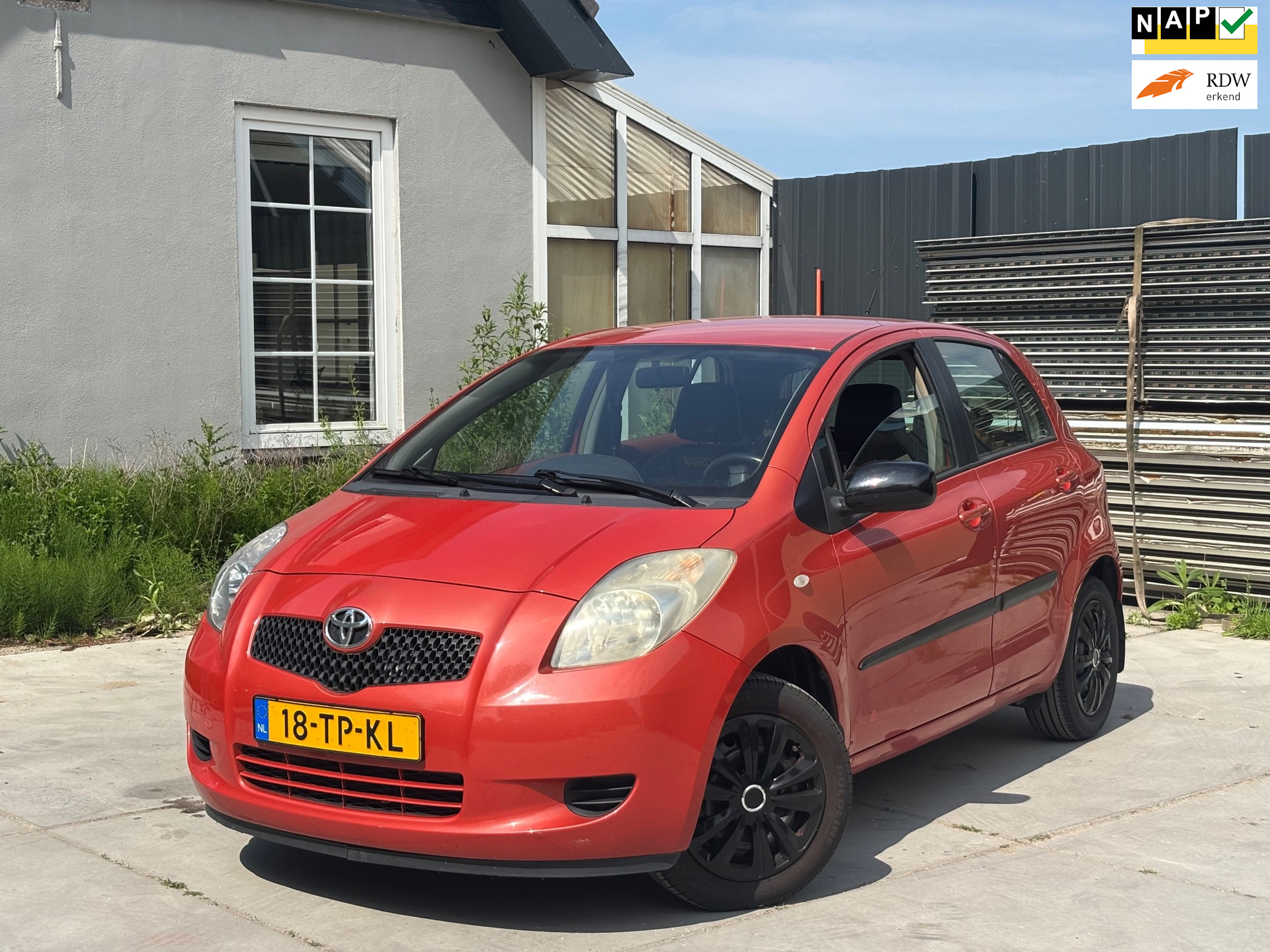 Toyota Toyota Yaris 1.3 VVTi Sol | Nieuwe Koppeling | Airco | El. Ramen | Lederen bekleding | NAP | Rijdt en schakelt top! 2007 - voorkant