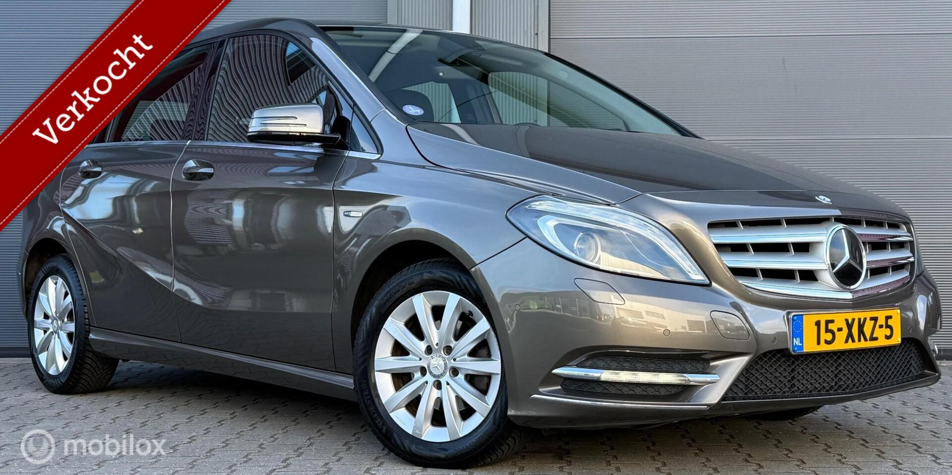 Mercedes-Benz B 180 180 Ambition Clima/Cruise/PDC/Trekhaak/LMV 2012 - voorkant
