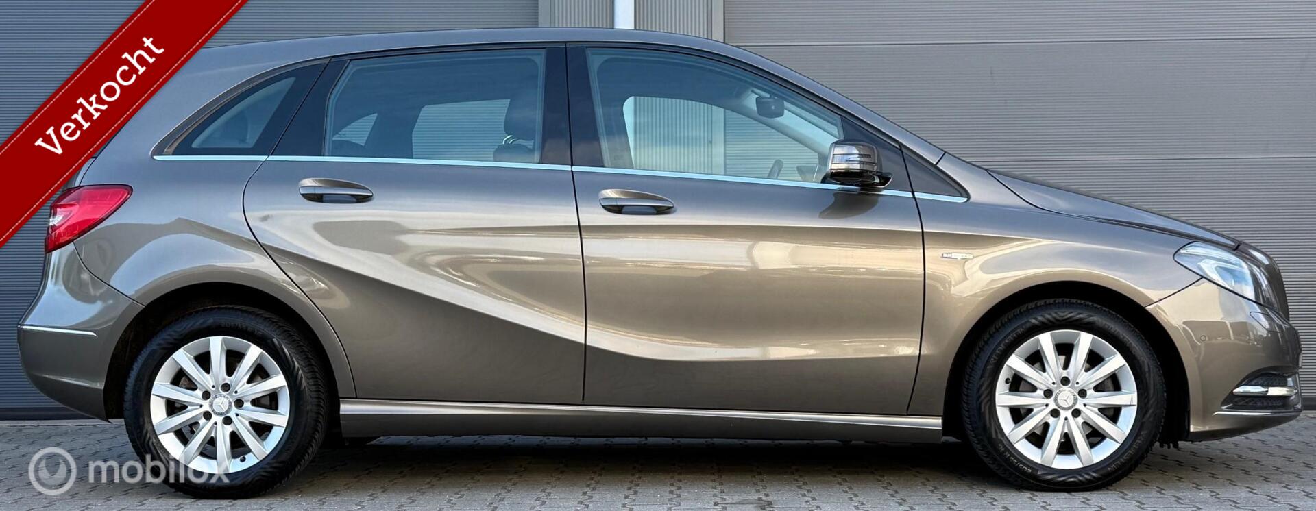 Foto van Mercedes-Benz B 180