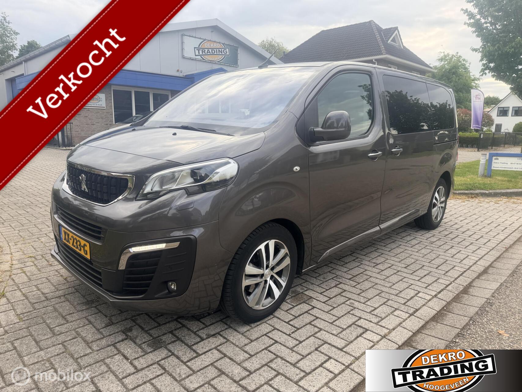 Foto van PEUGEOT EXPERT TRAVELLER