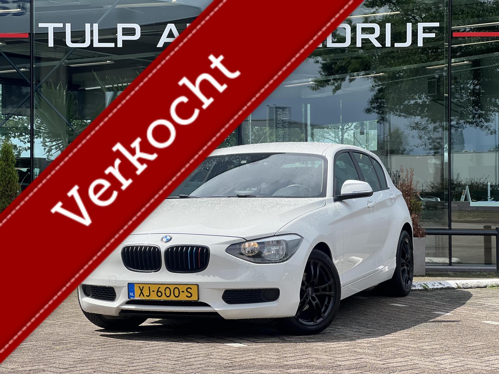 BMW 1er Reihe 116i Business+ 5 Deurs Clima Stoelverwarming 2012 - voorkant
