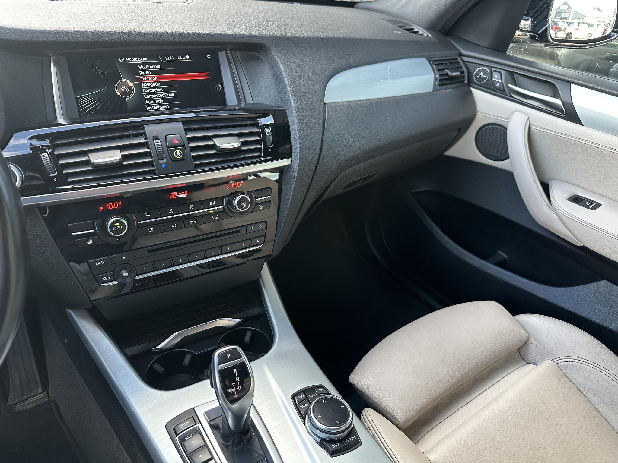 Foto van BMW X3 Xdrive35i