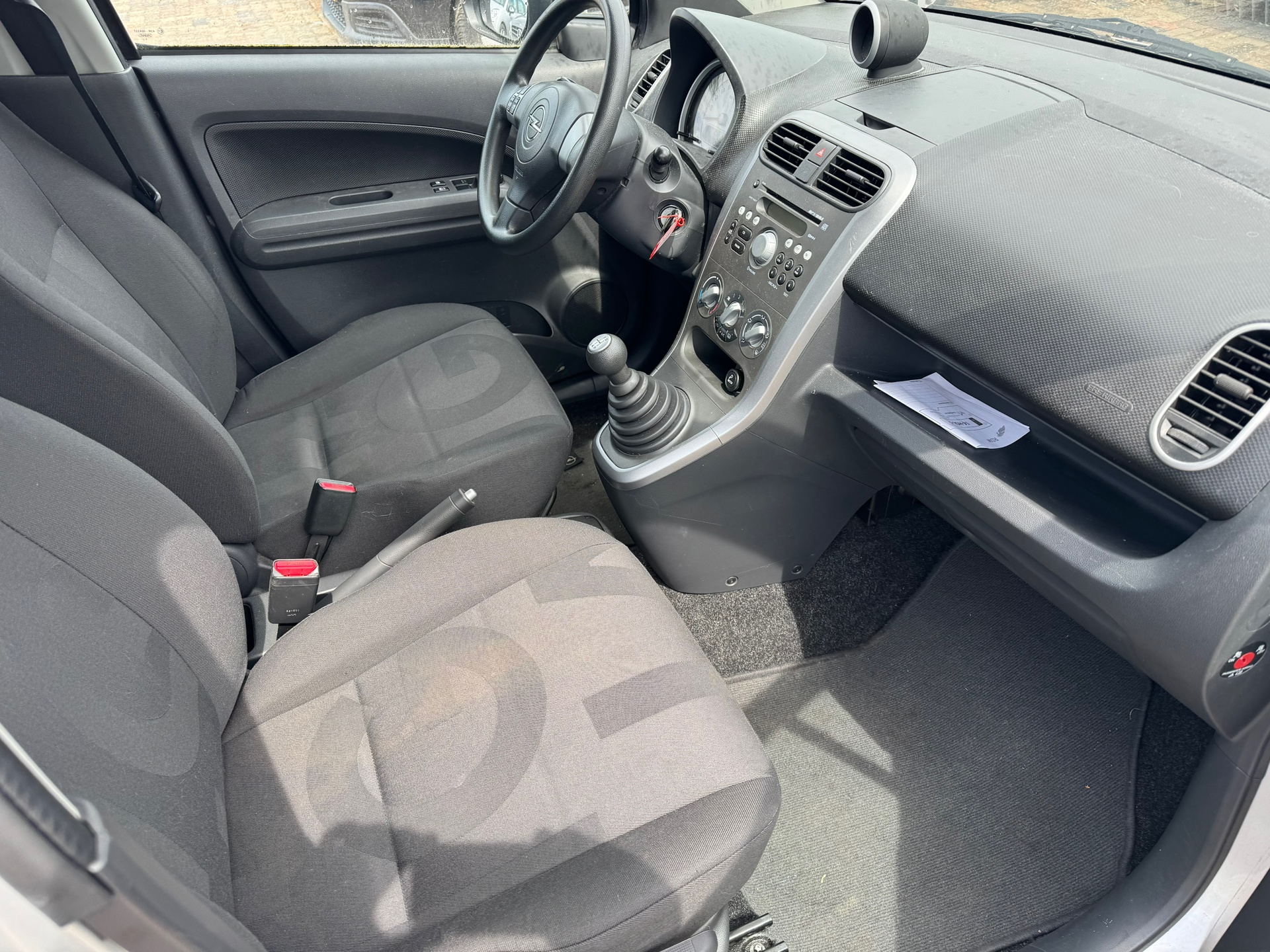 Foto van Opel Agila