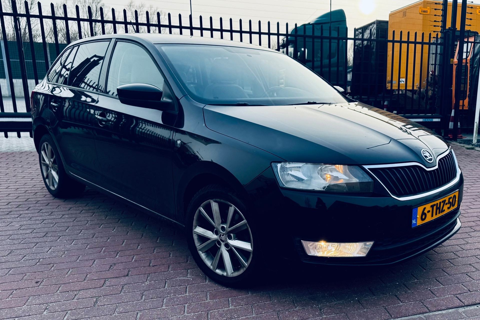 Foto van SKODA RAPID