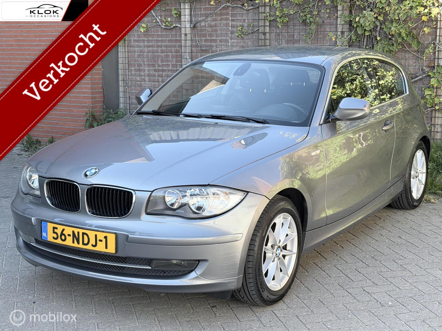 BMW 1er Reihe 116i Business Line NAP CLima Cruise Navi 2010 - voorkant