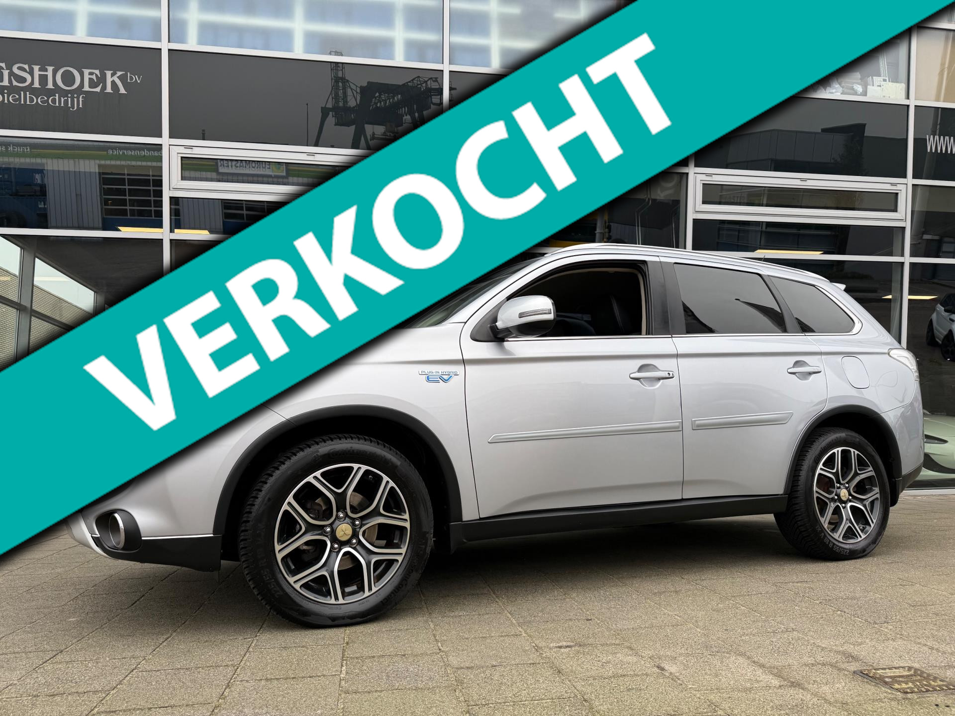 Foto van MITSUBISHI MITSUBISHI OUTLANDER