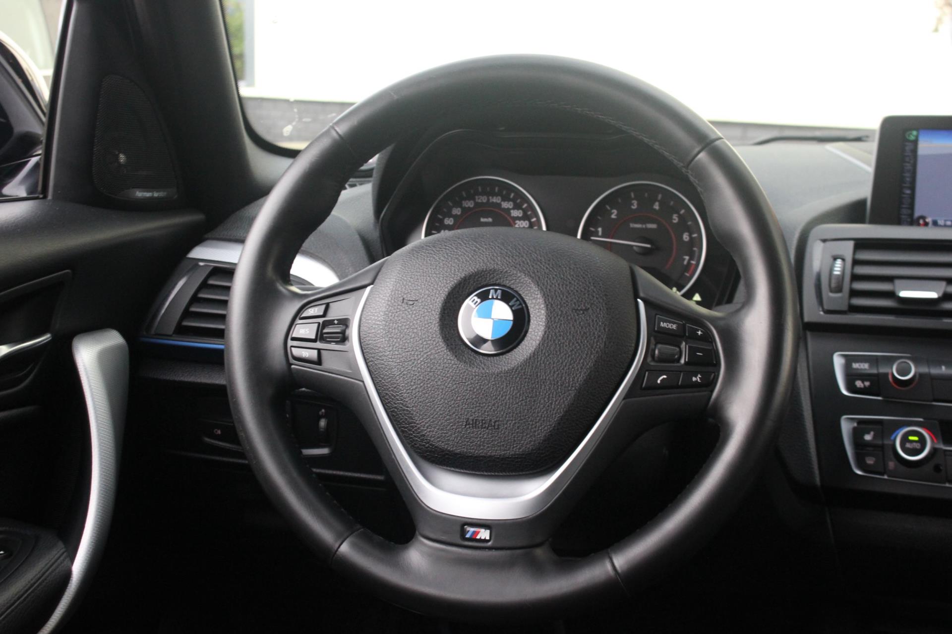 Foto van BMW M135i