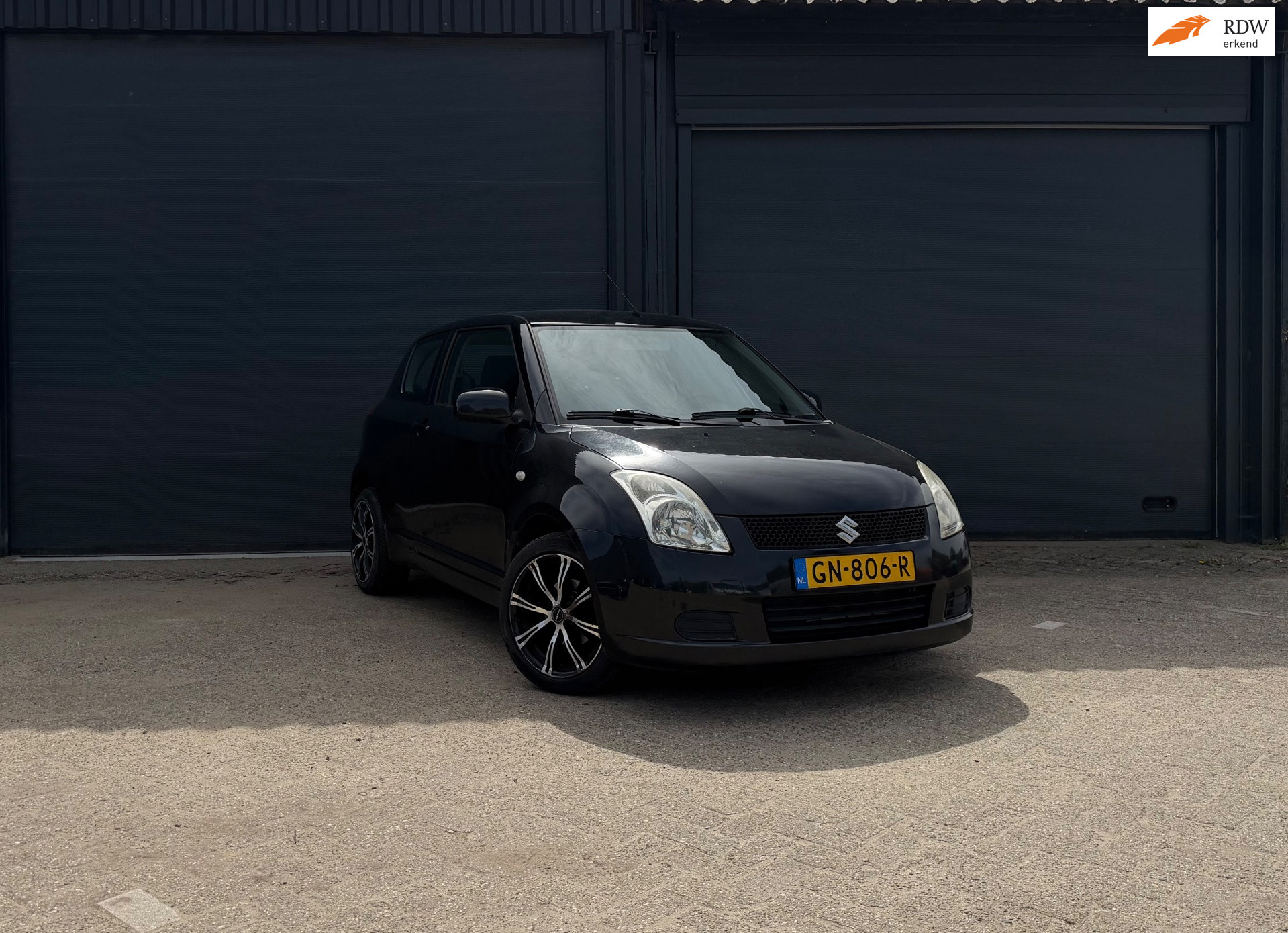 Foto van SUZUKI SWIFT