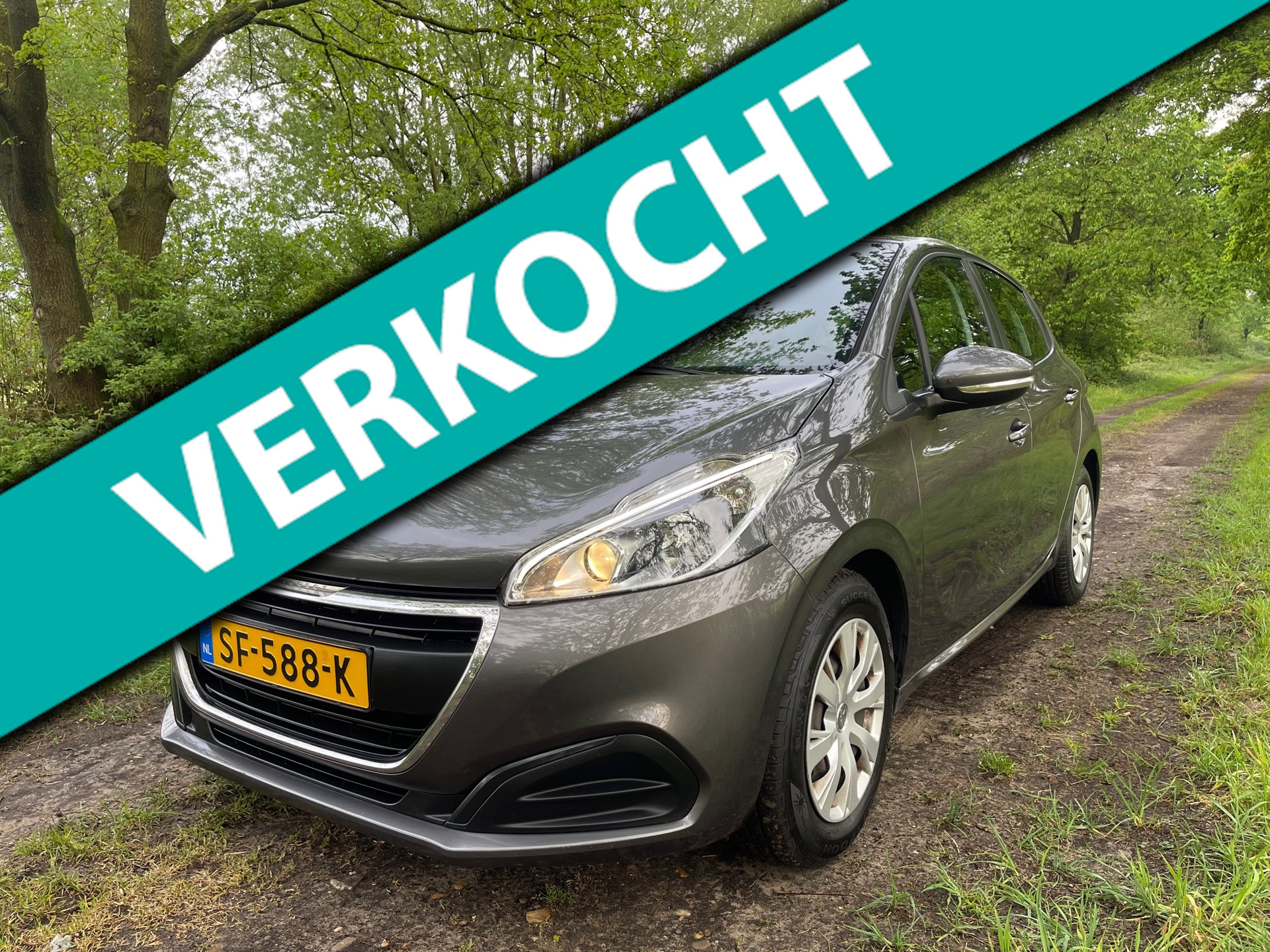 Peugeot 208 1.2 PureTech Active 2e EIG! /Navi/Cruise/Airco/NAP! 2018 - voorkant