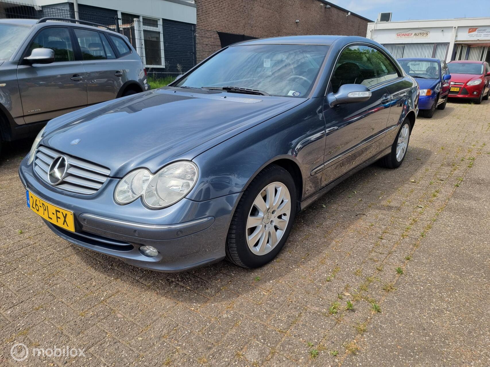Mercedes-Benz CLK 240 240 Avantgarde. Automaat. 2004 - voorkant