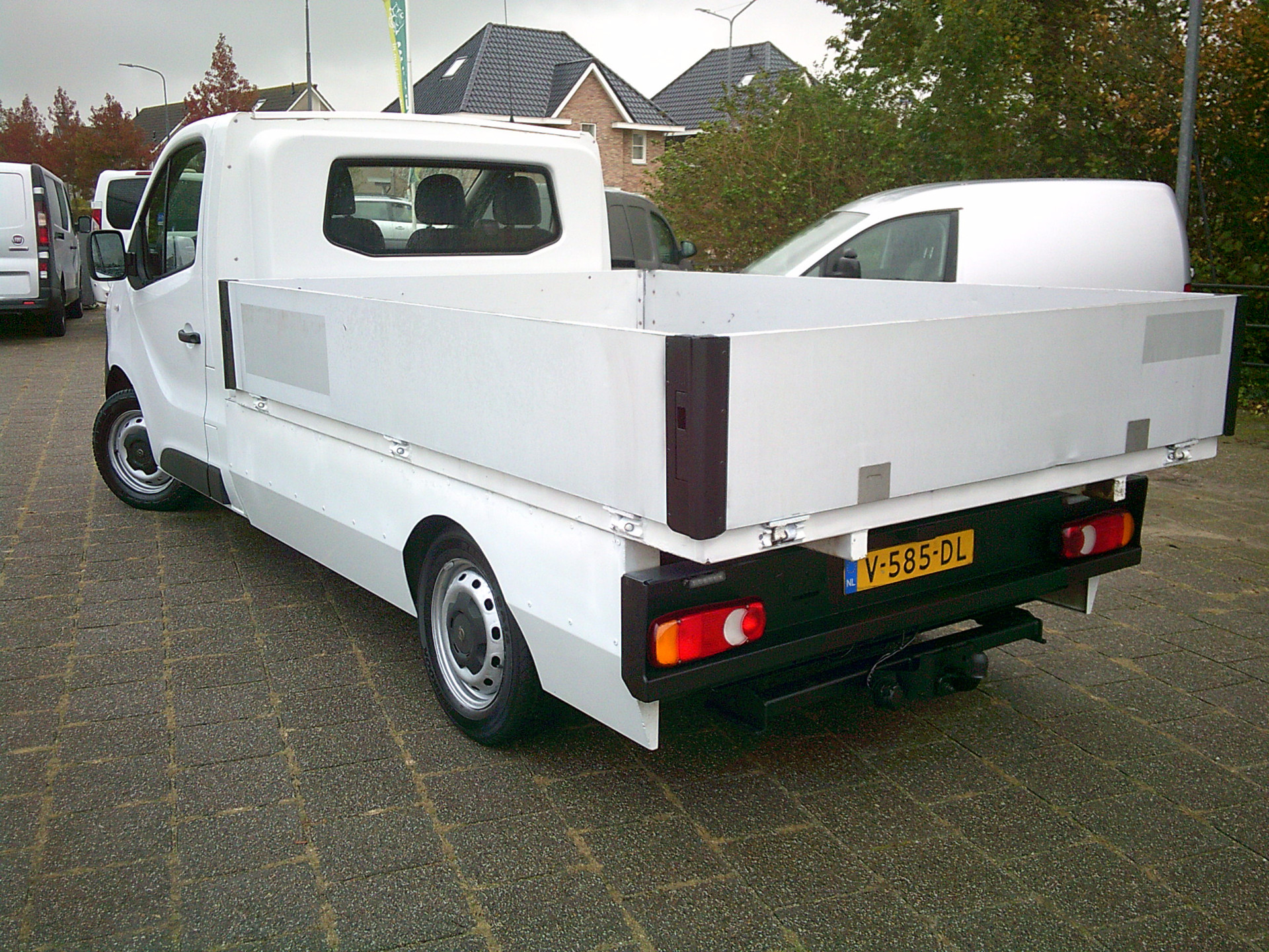 Foto van Opel Vivaro-b