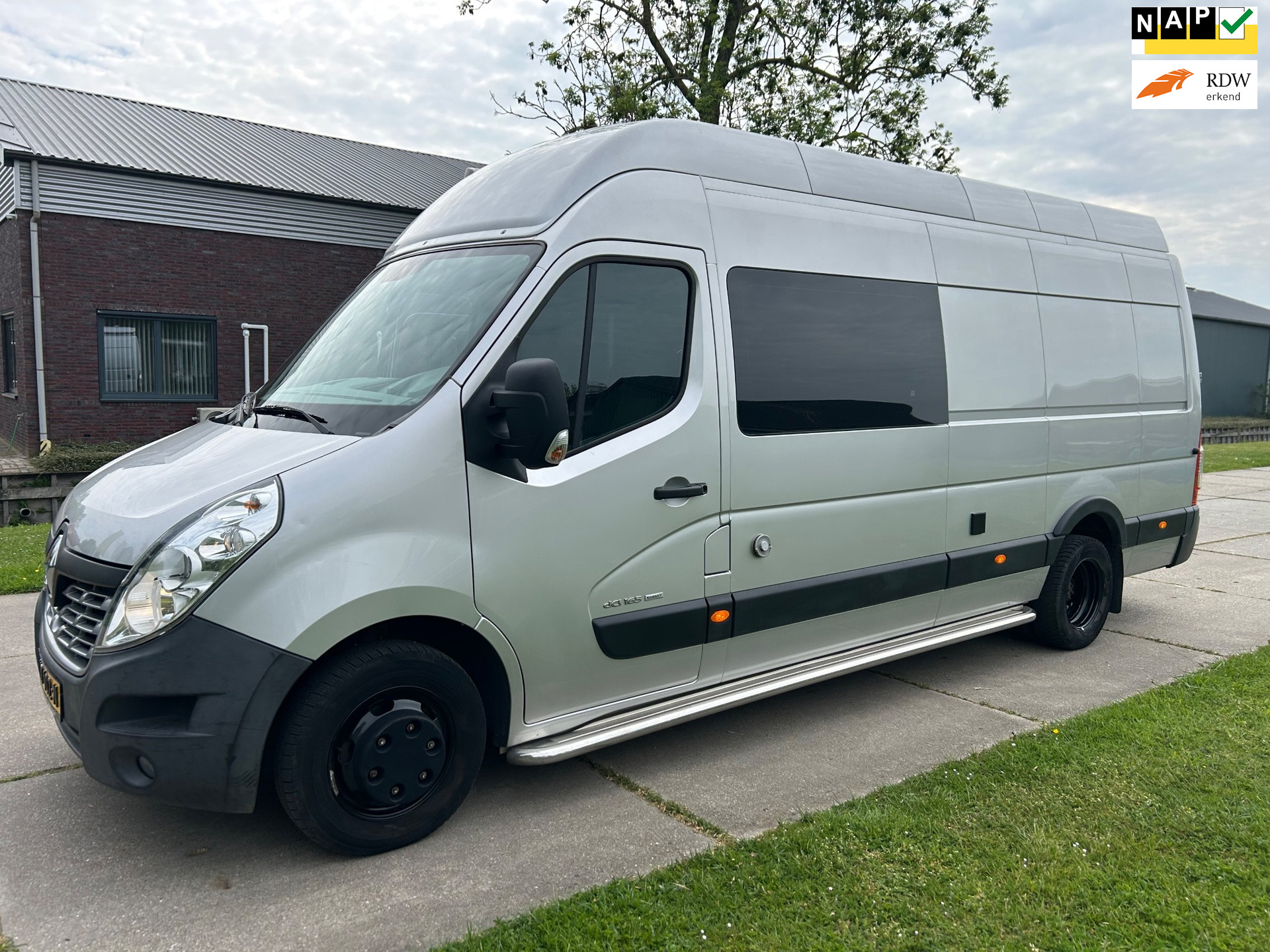 Renault Master T35 2.3 dCi L4H3 DL Crossbus  dubbel lucht camera carplay 2015 - voorkant