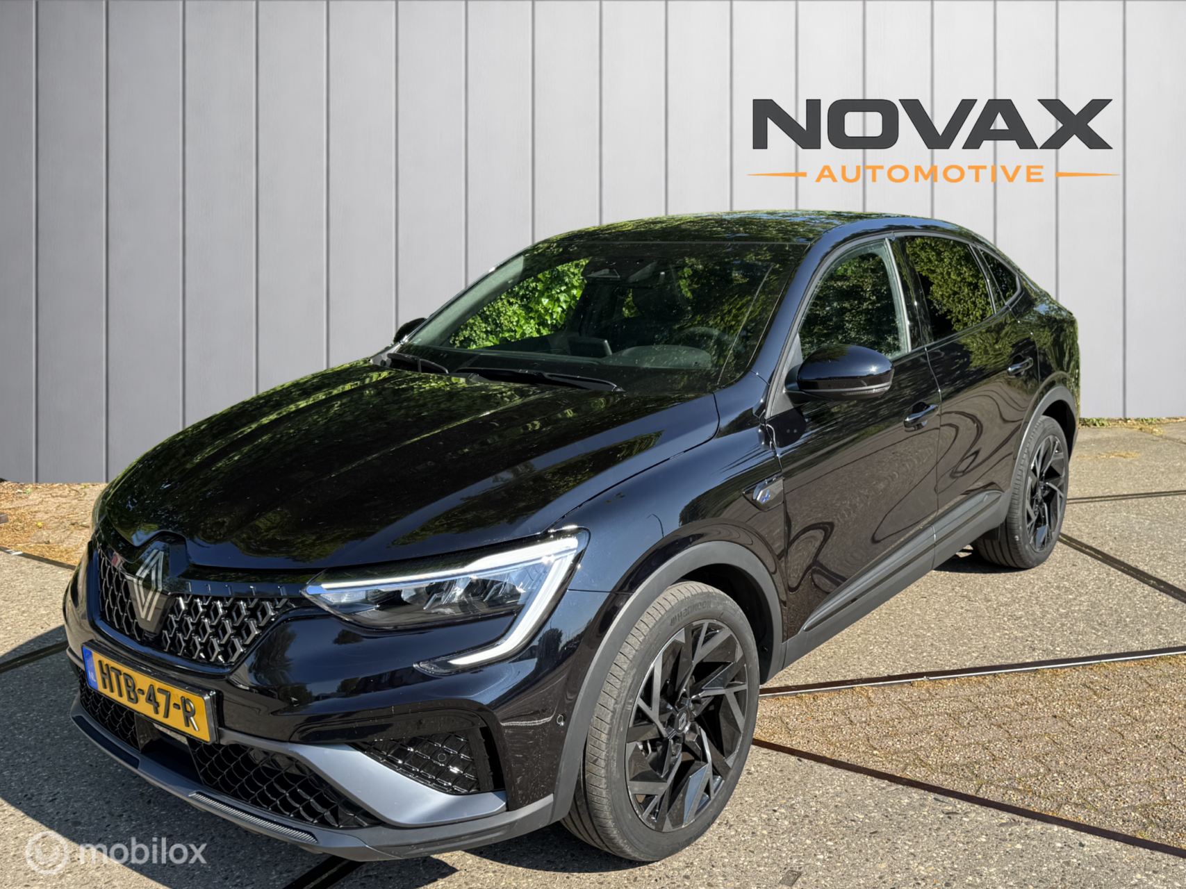 Foto van RENAULT ARKANA E-TECH
