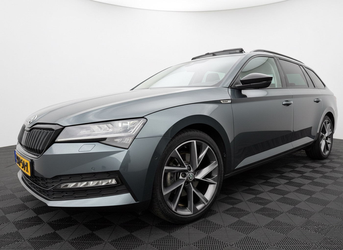 Foto van Skoda Superb