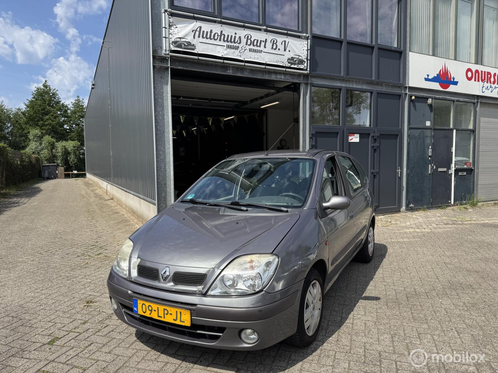 Foto van RENAULT MEGANE SCENIC