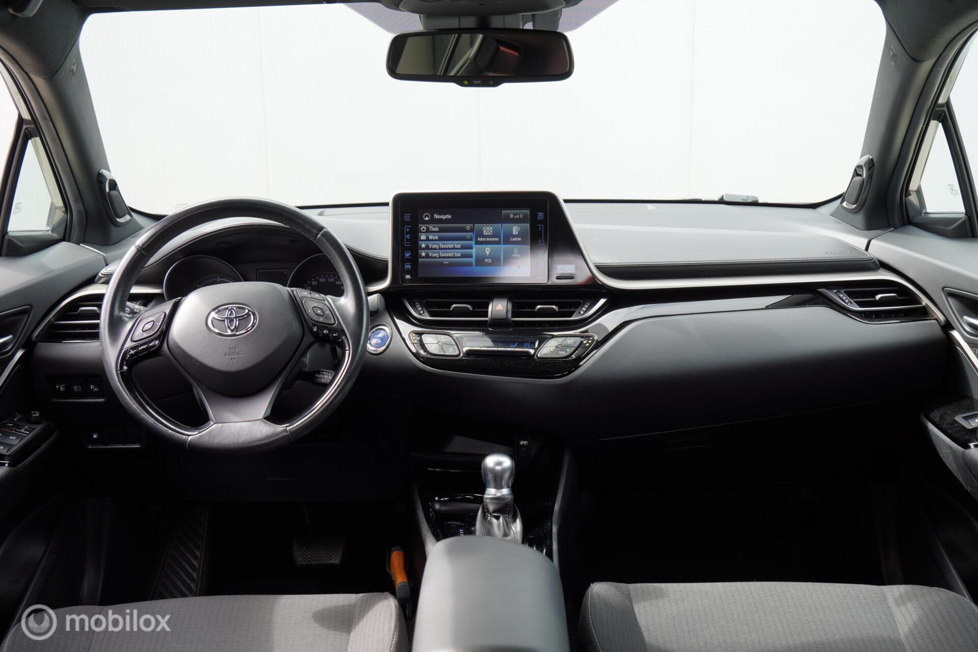 Foto van Toyota Toyota C-hr