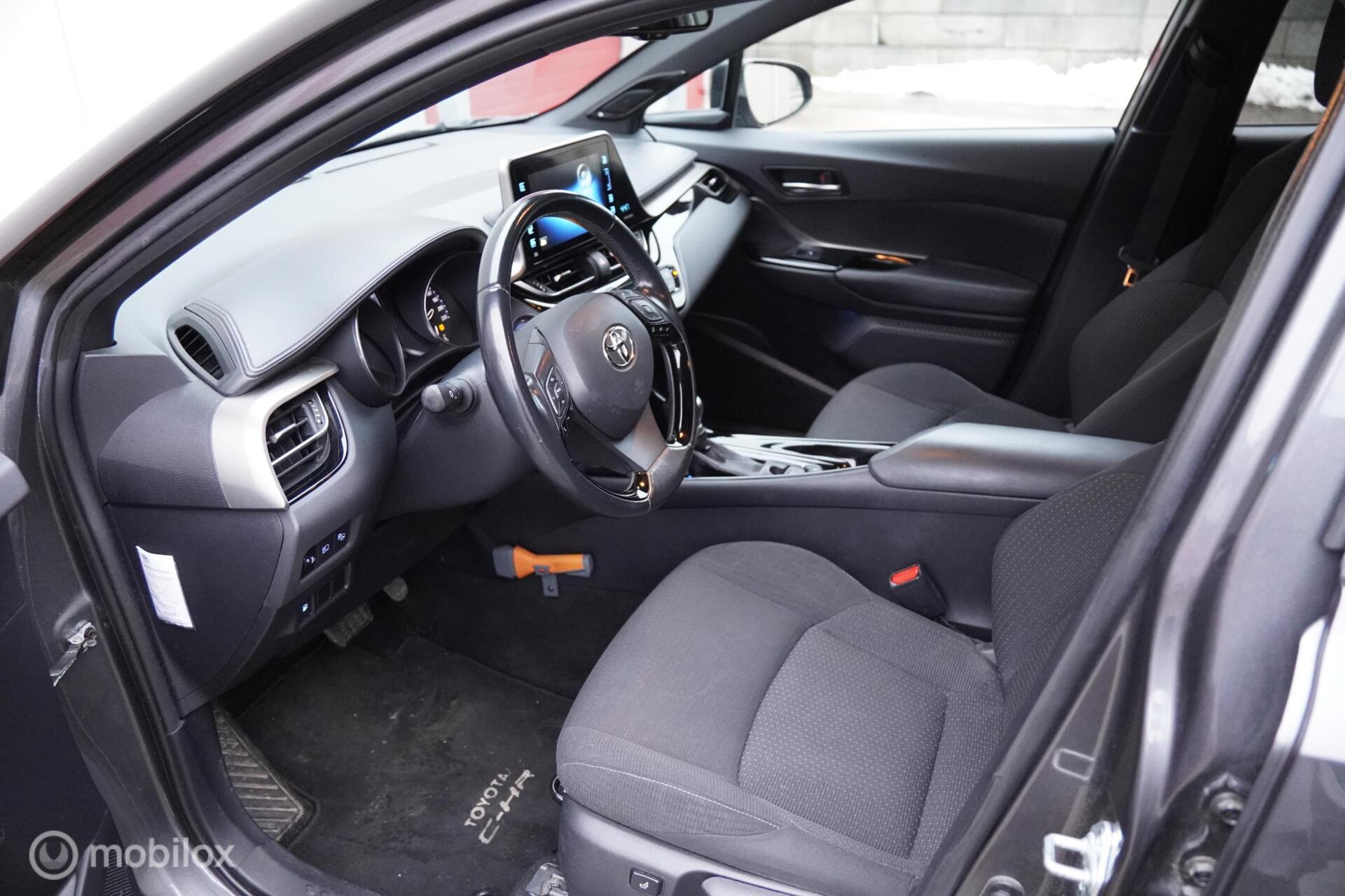 Foto van Toyota Toyota C-hr
